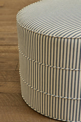 Medium Round Hassock, 24"