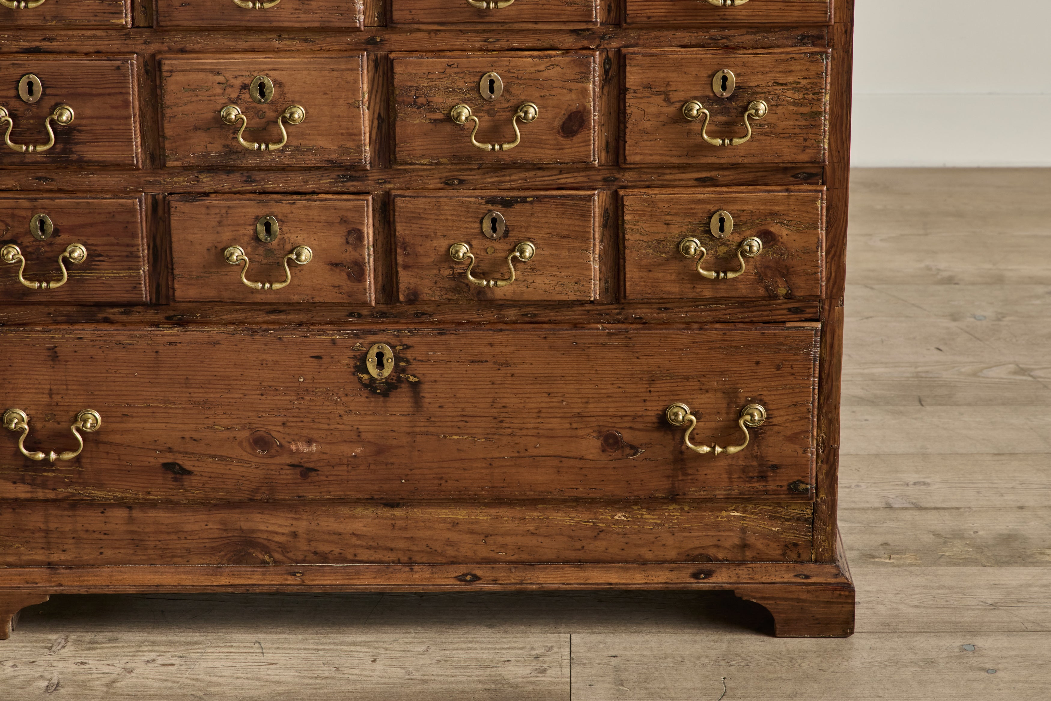 Portuguese Doctor's Chest
