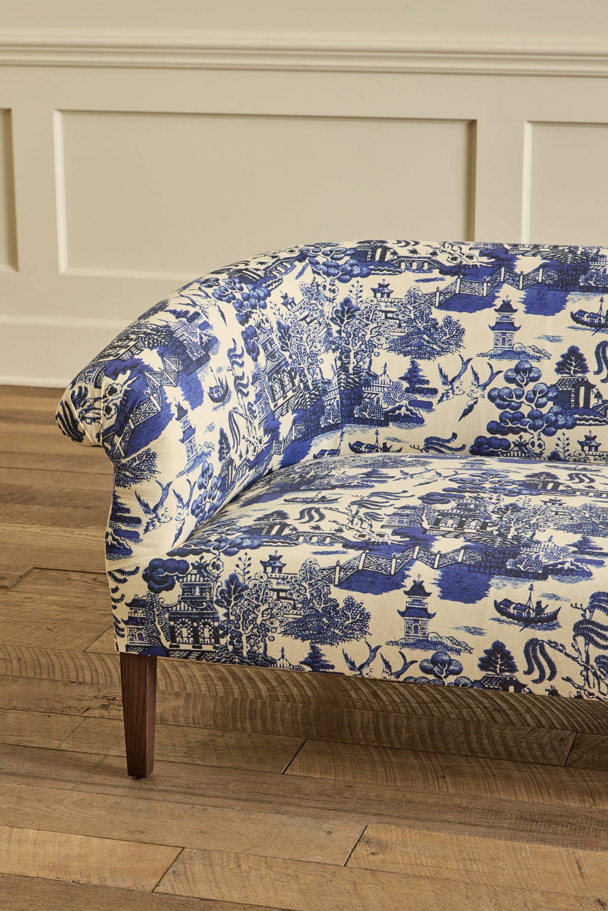 Lowback Settee, 62"