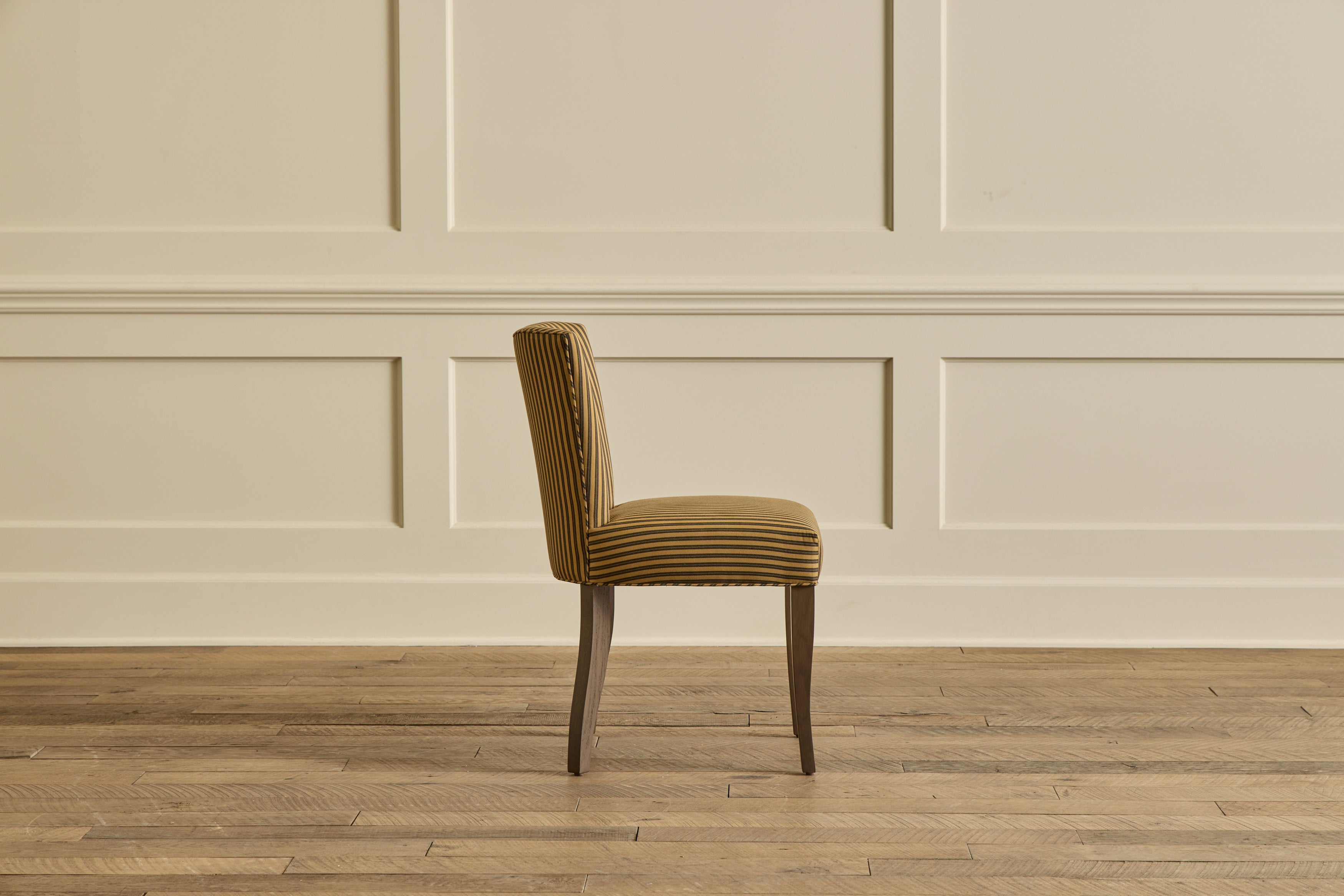 Club Side Chair