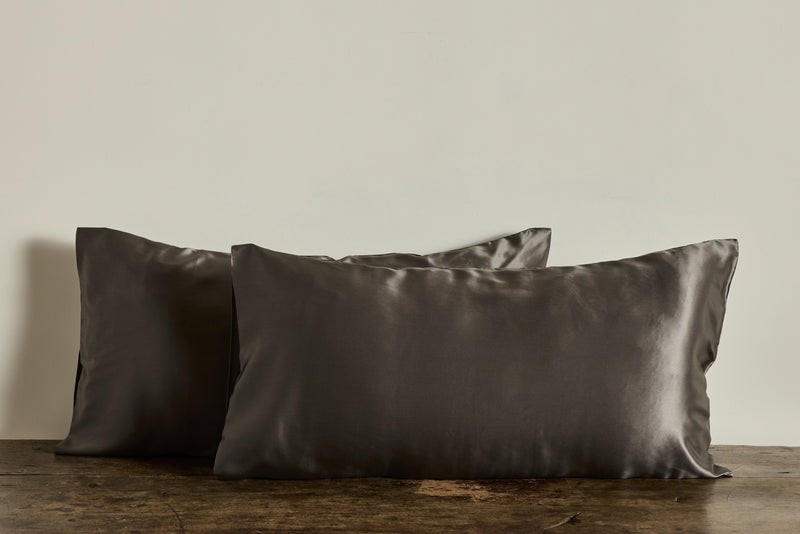 Set of 2 Silk Pillowcases, Grey