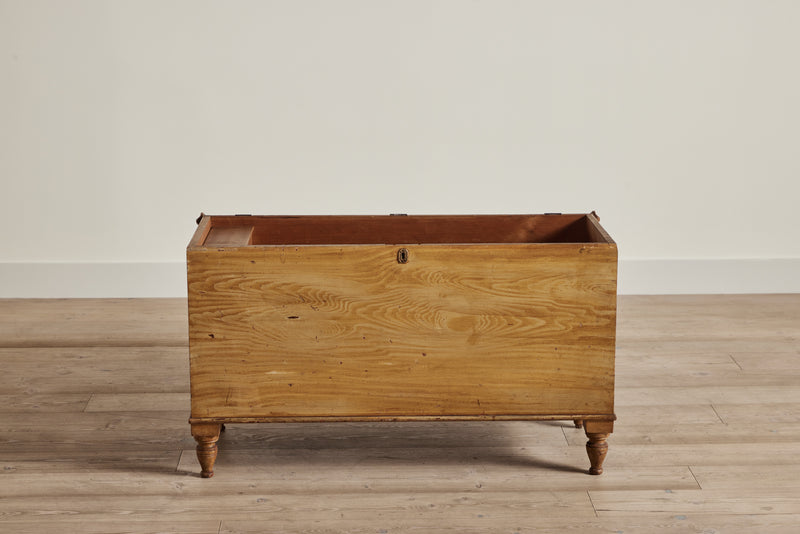 Footed Blanket Chest