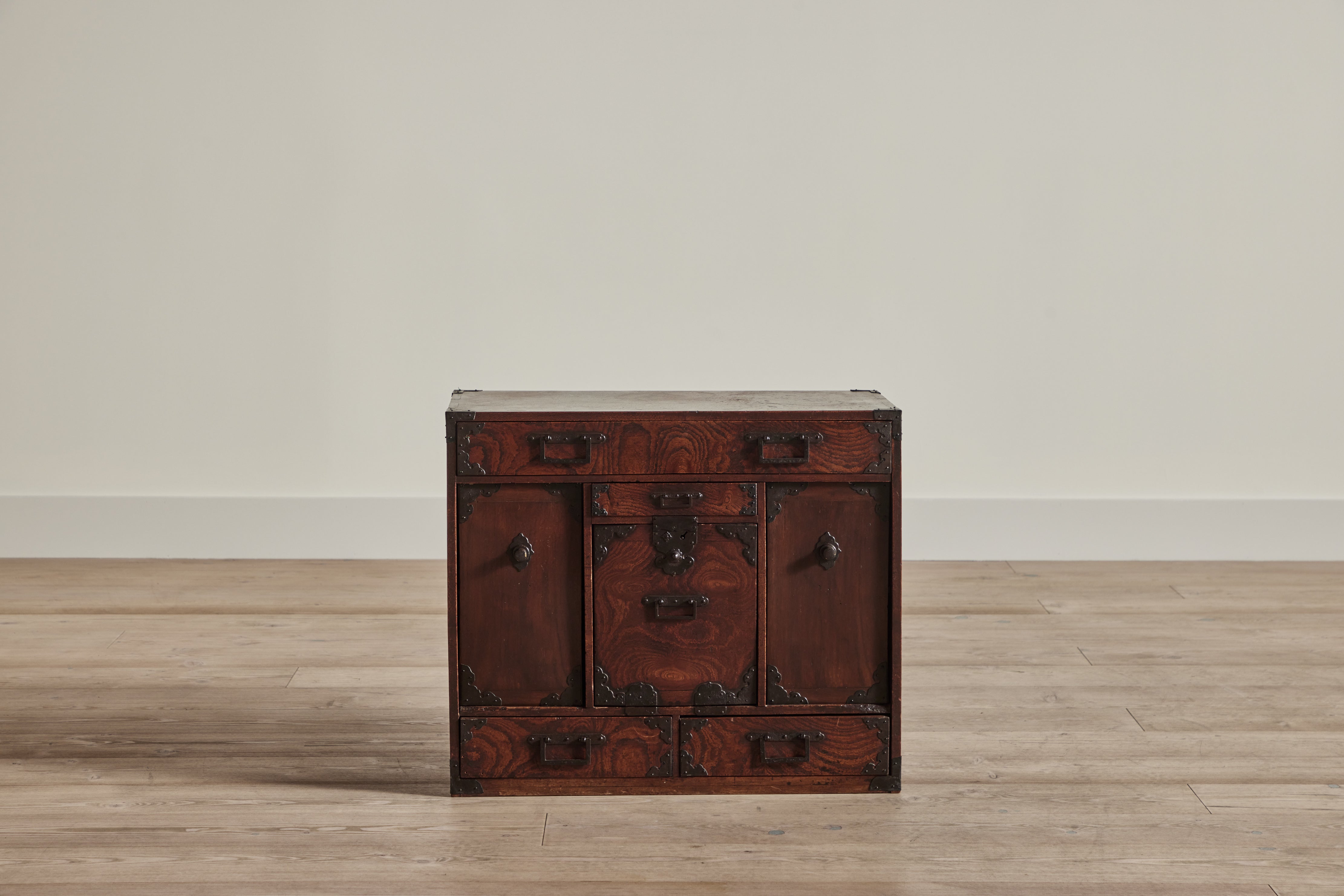 Keyaki Wood Tansu Chest