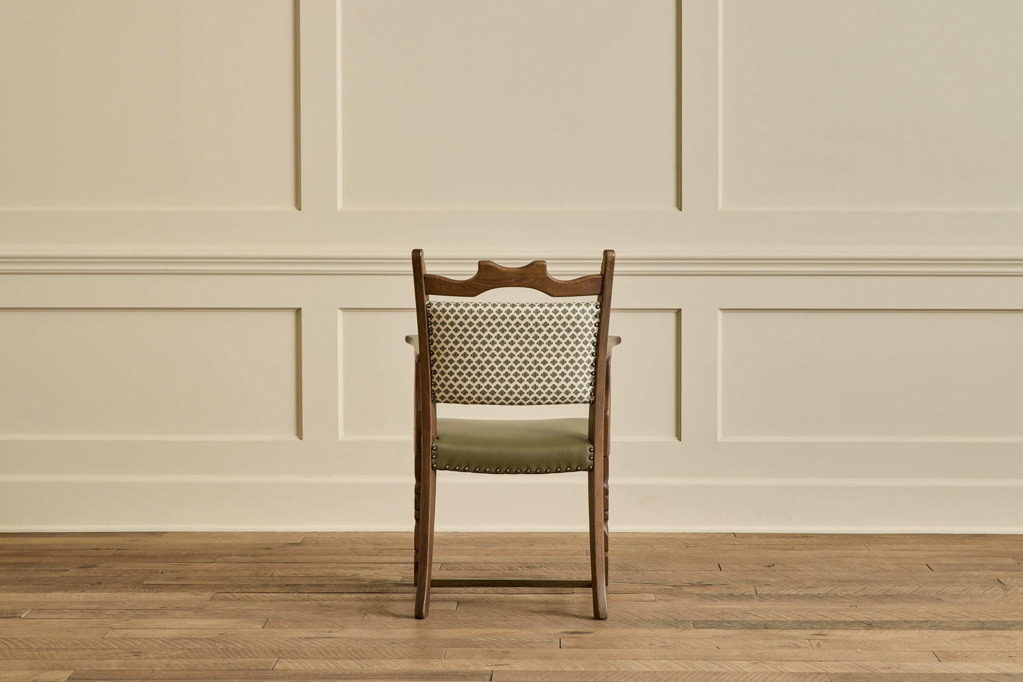 Set of 6 Dark Oak & Leather Chairs