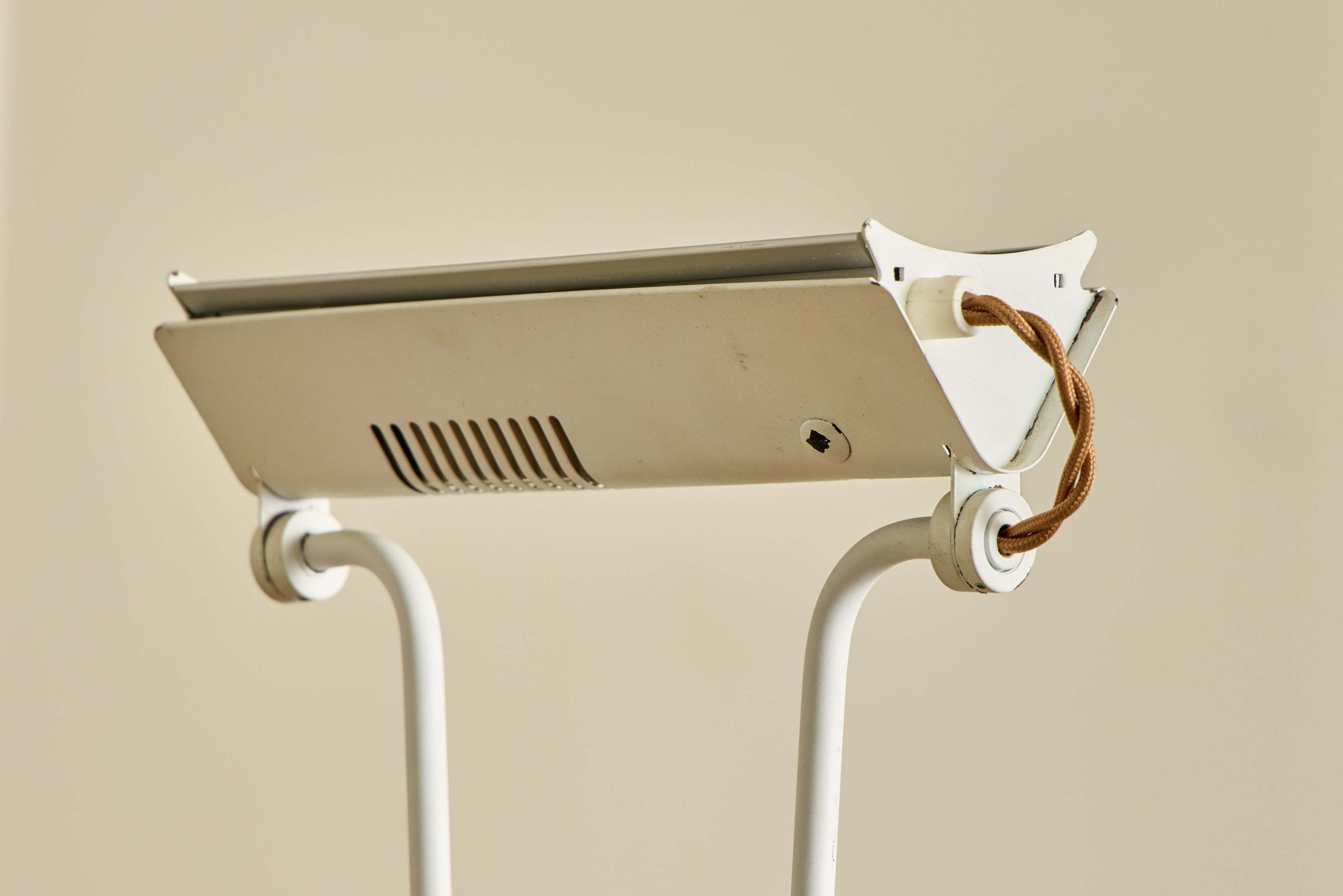 White Modern Floor Lamp