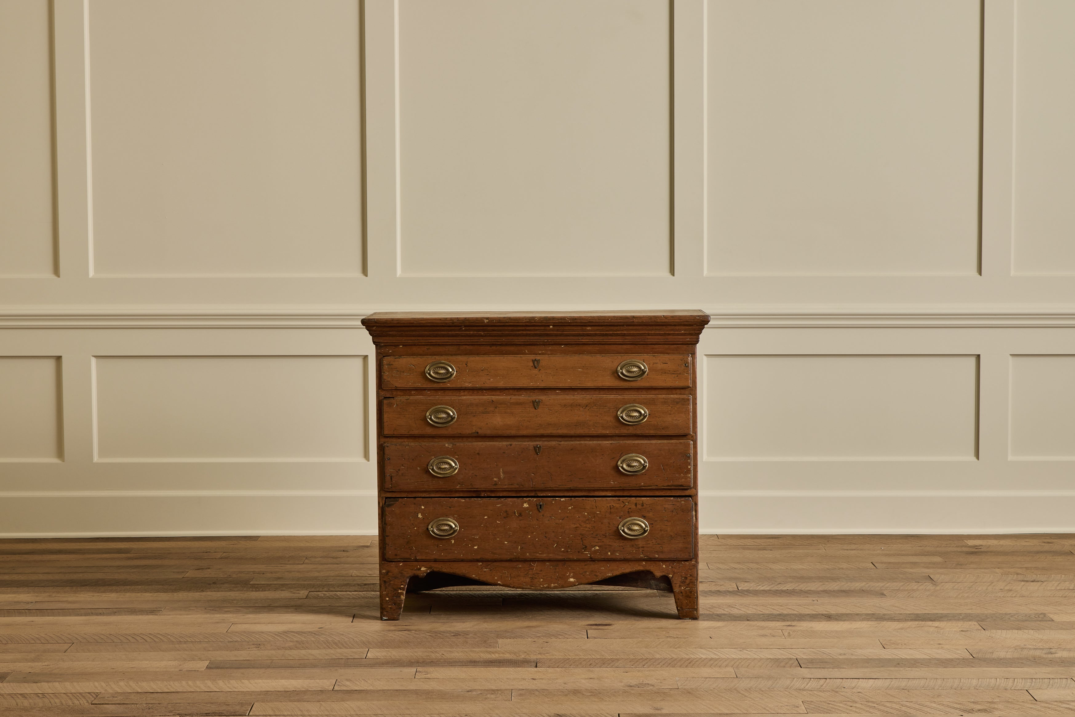 Rustic Chest of Drawers
