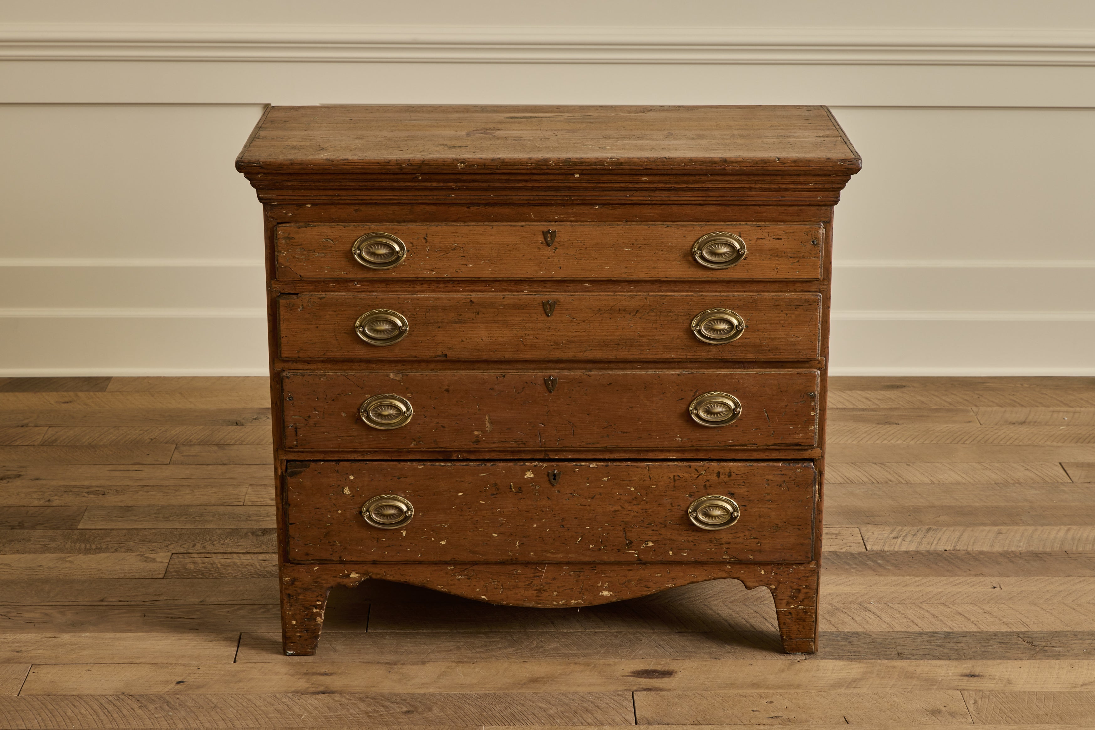 Rustic Chest of Drawers