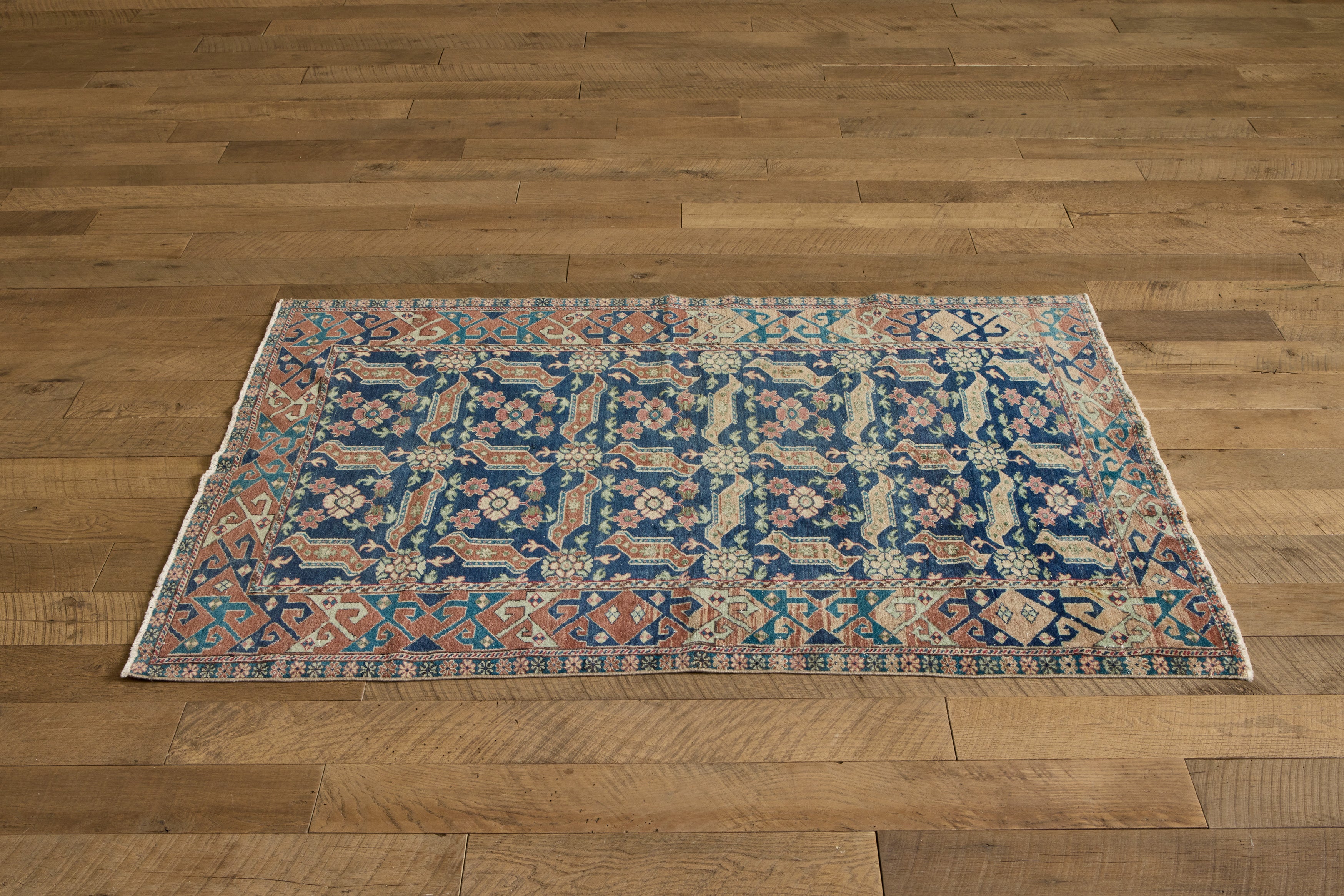 Caucasian Perpedil Rug 3'10 X 5'7
