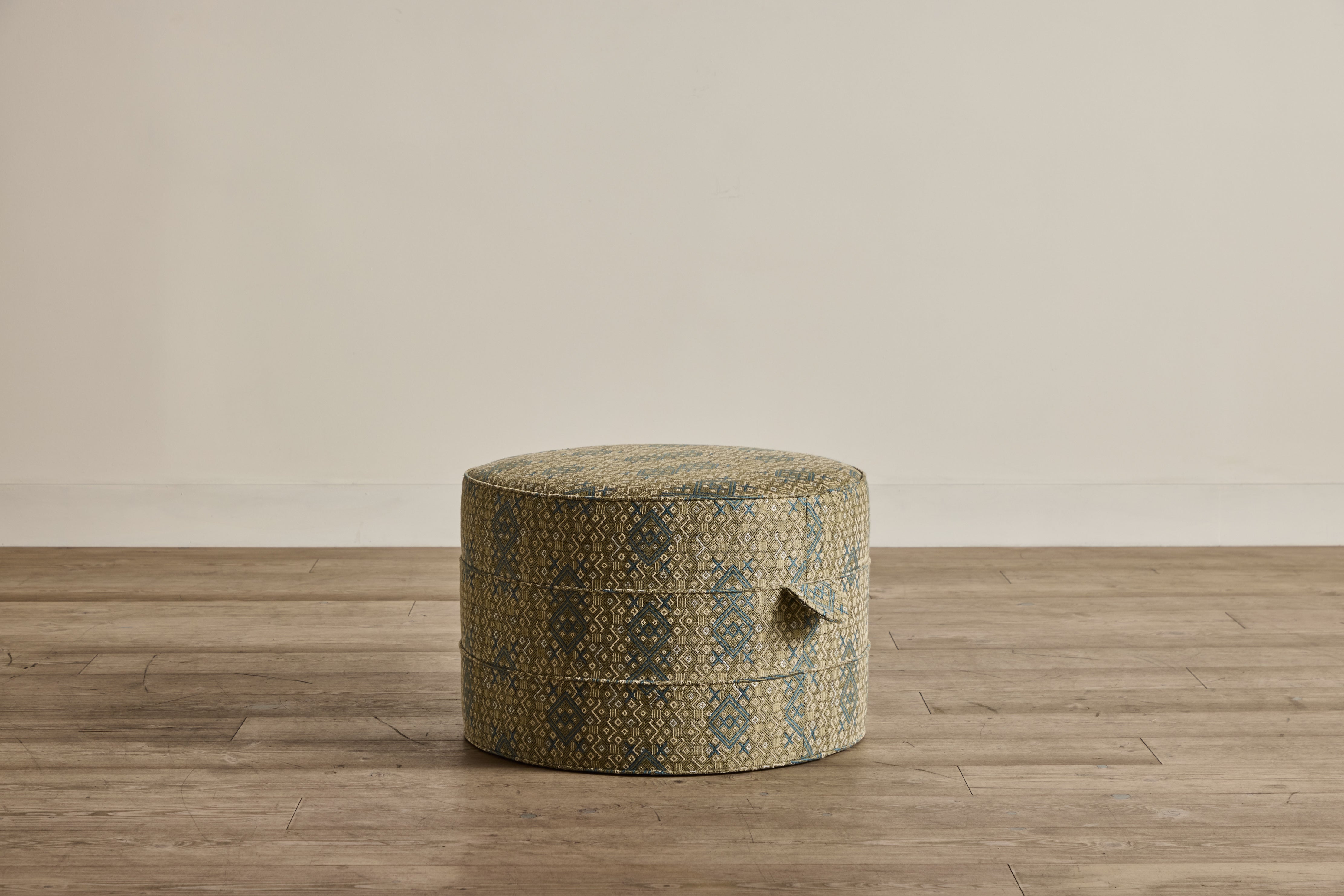 24" Round Hassock