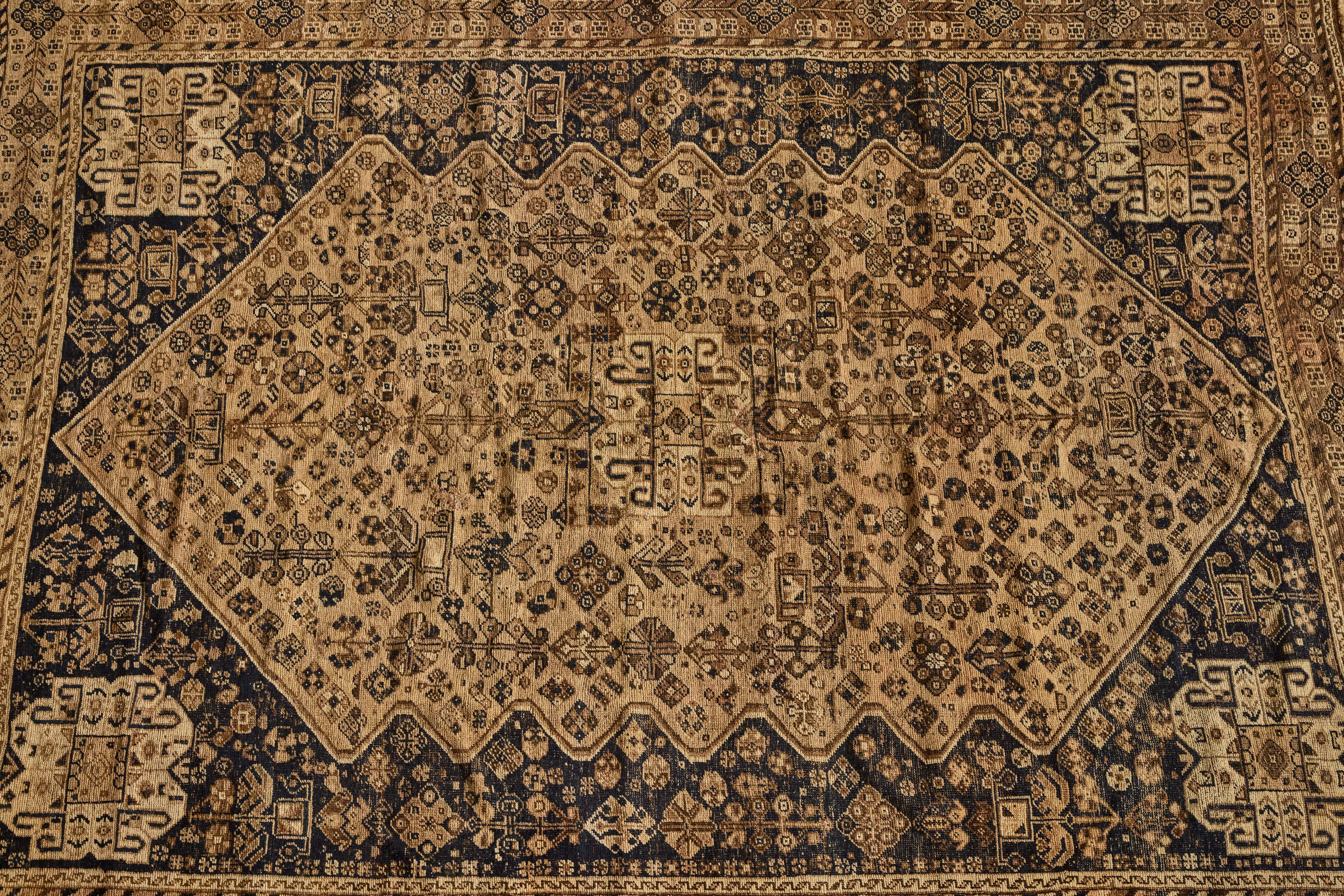 Beige Shiraz Rug 7'2 x 10'2