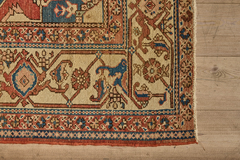 Persian Serapi Rug 8' x 11'4