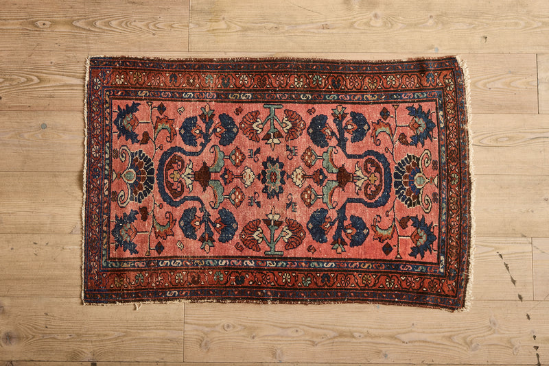 Malayer Scatter Rug 2'7 x 3'9