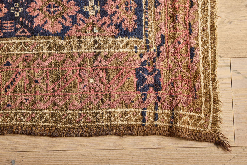 Floral Baluch Throw Rug 2'9 x 5'4