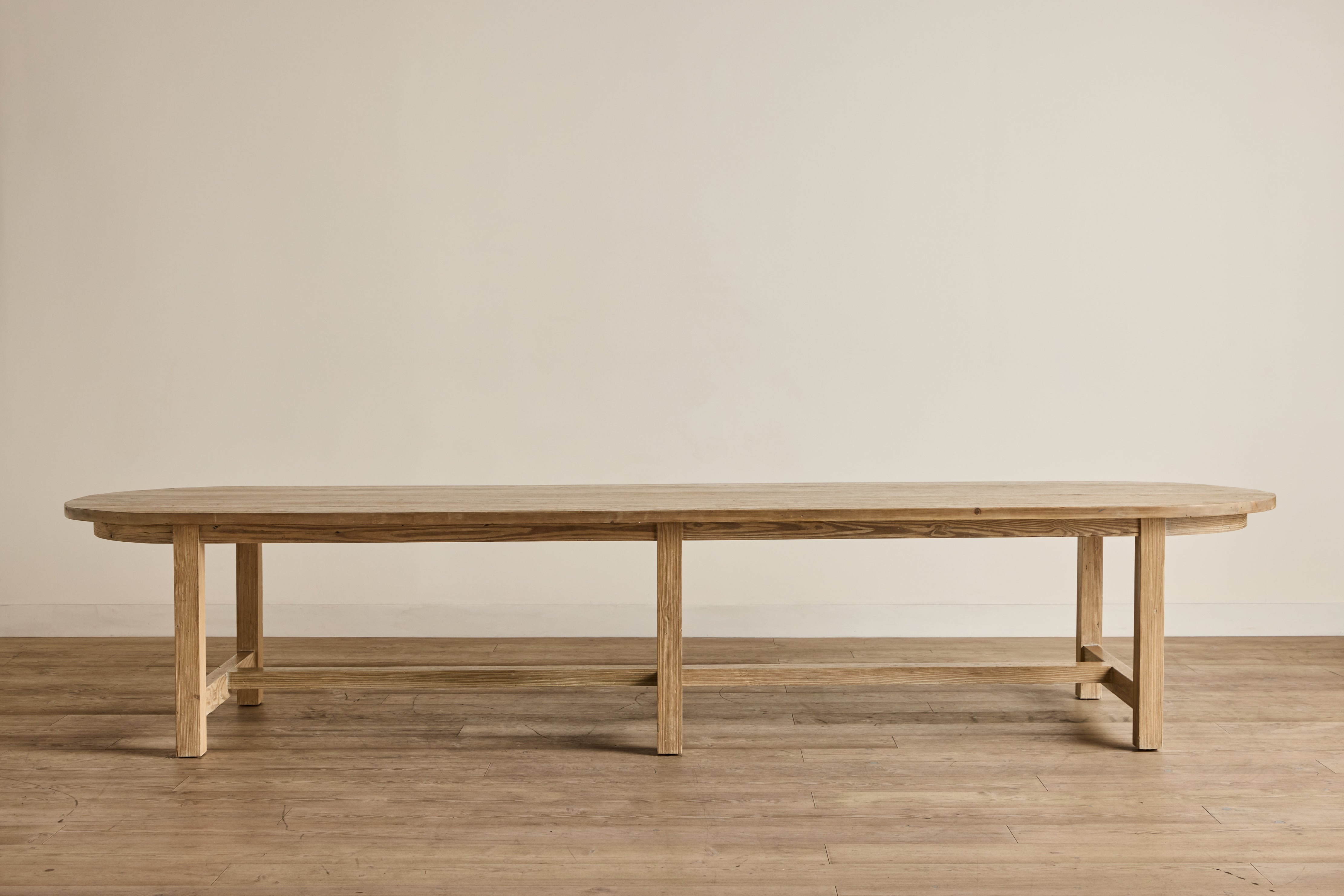 Harvest Dining Table, Oval