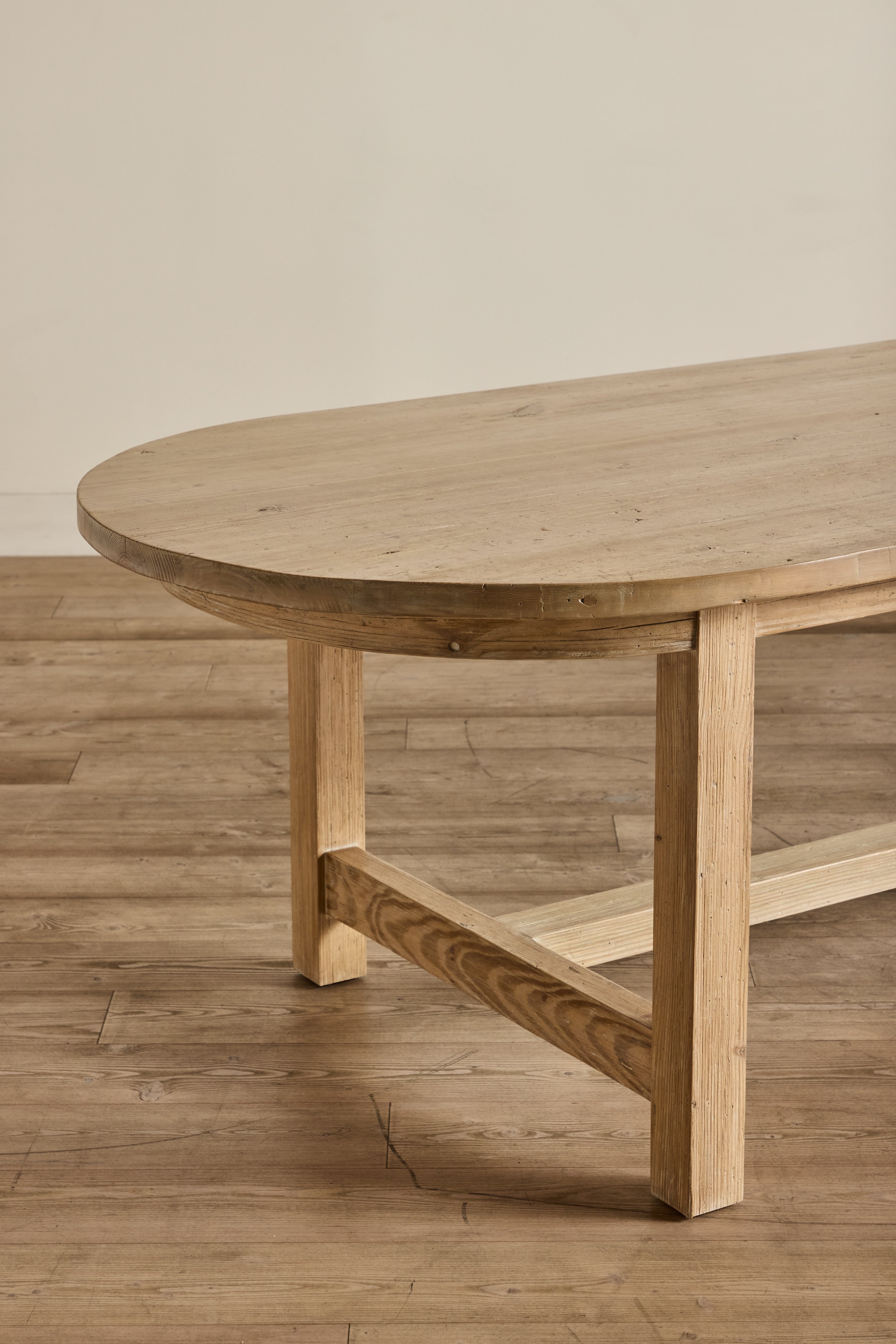 Harvest Dining Table, Oval