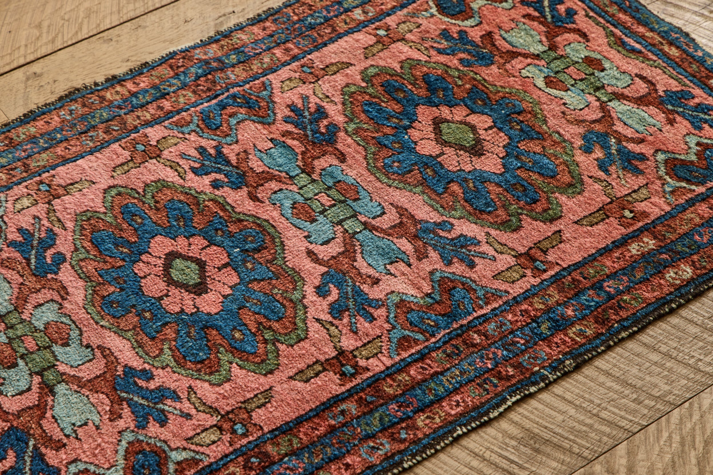 Floral Persian Scatter Rug 2'4 X 3'6