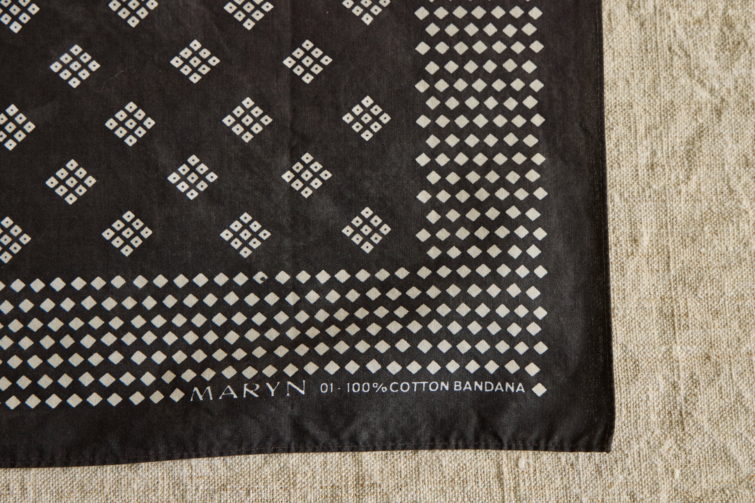 Maryn Bandanas, No. 01