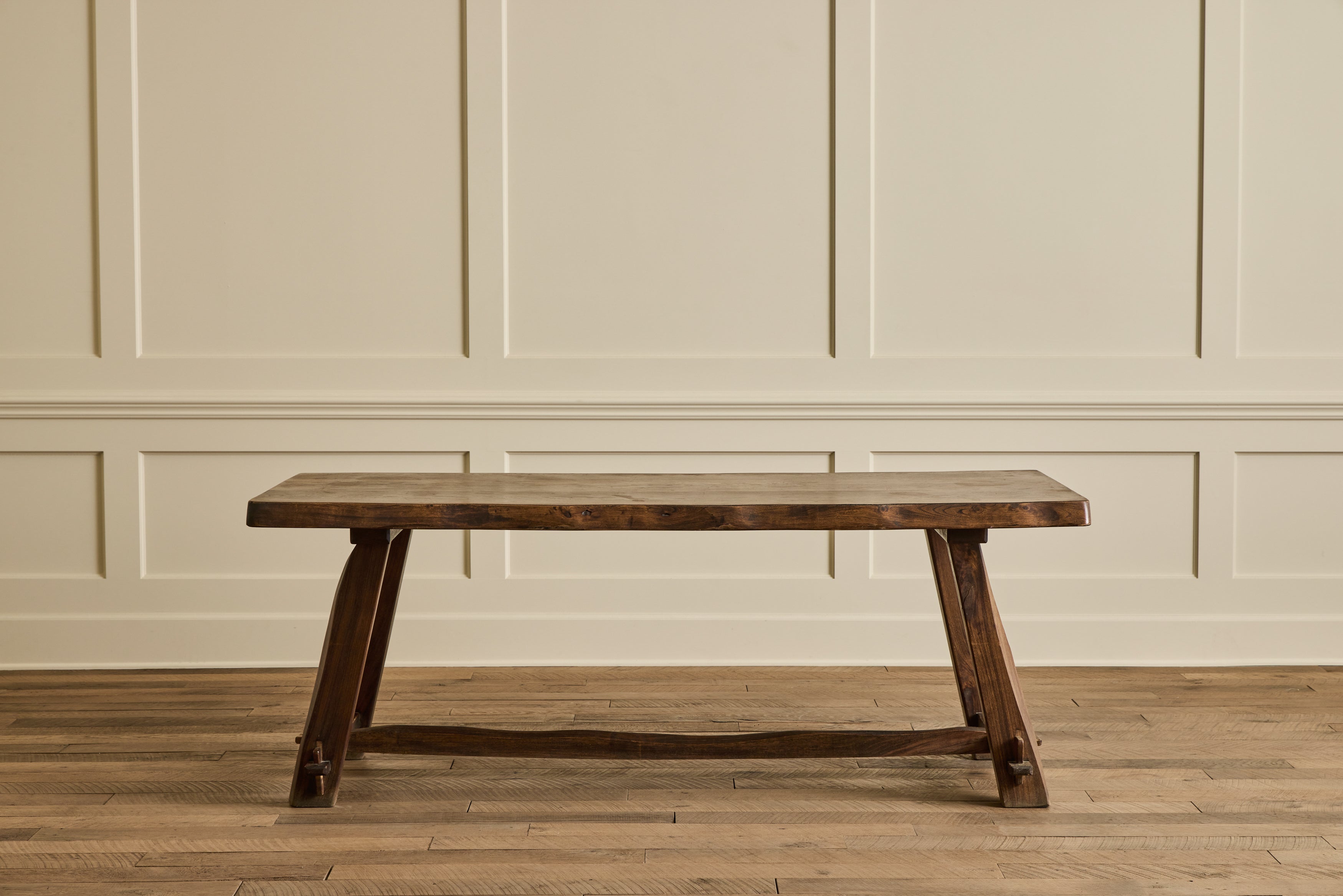 Hannenin Table & 2 Bench Set