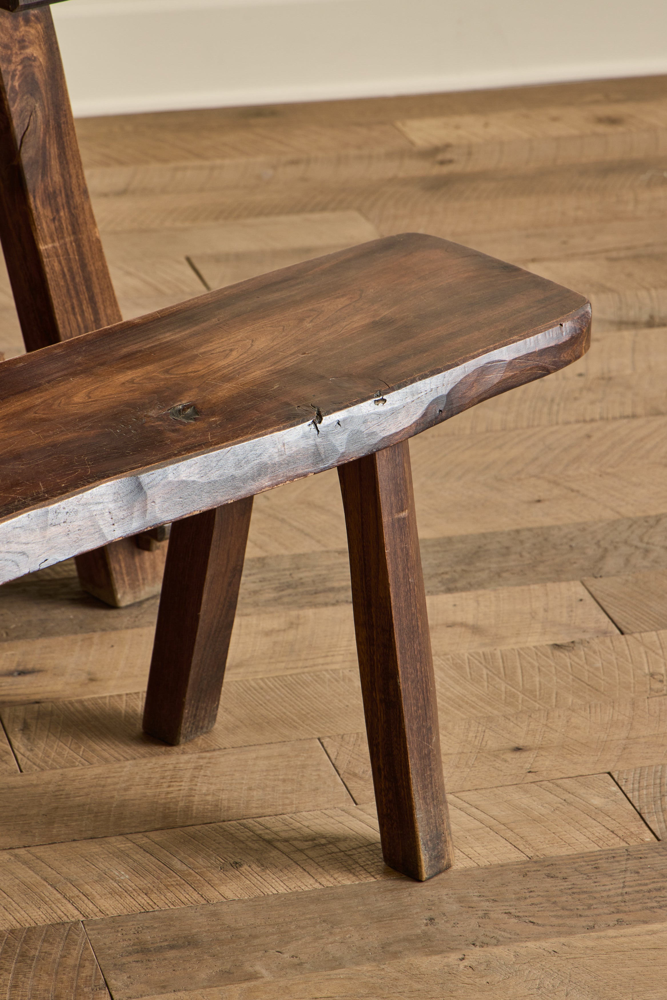 Hannenin Table & 2 Bench Set