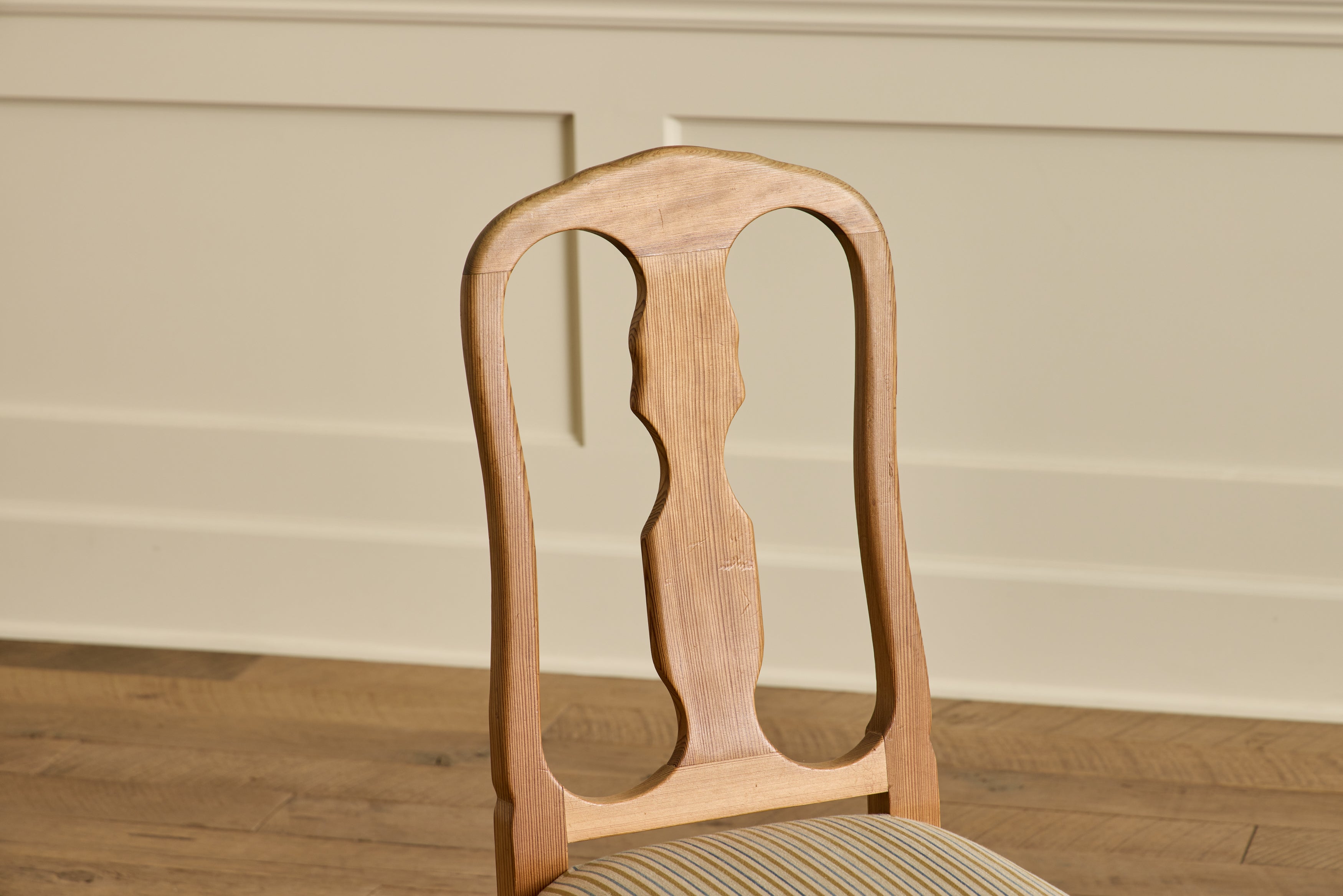 Set of 6 Krogenaes Dining Chairs