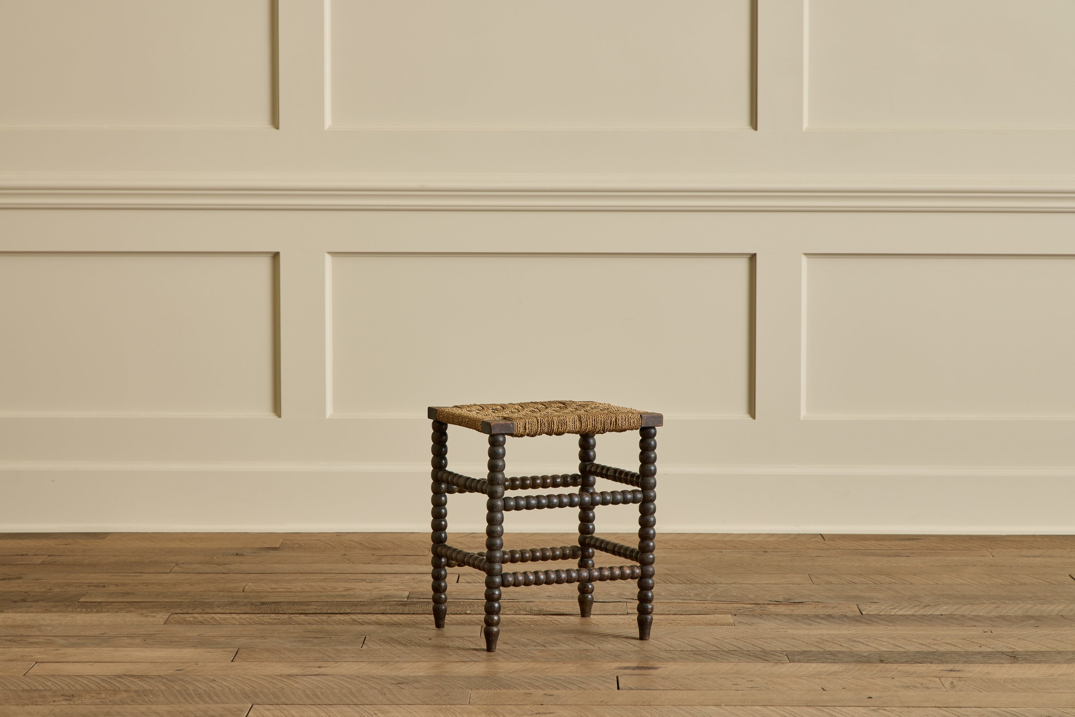 Dudouyt Rush Stool No.1