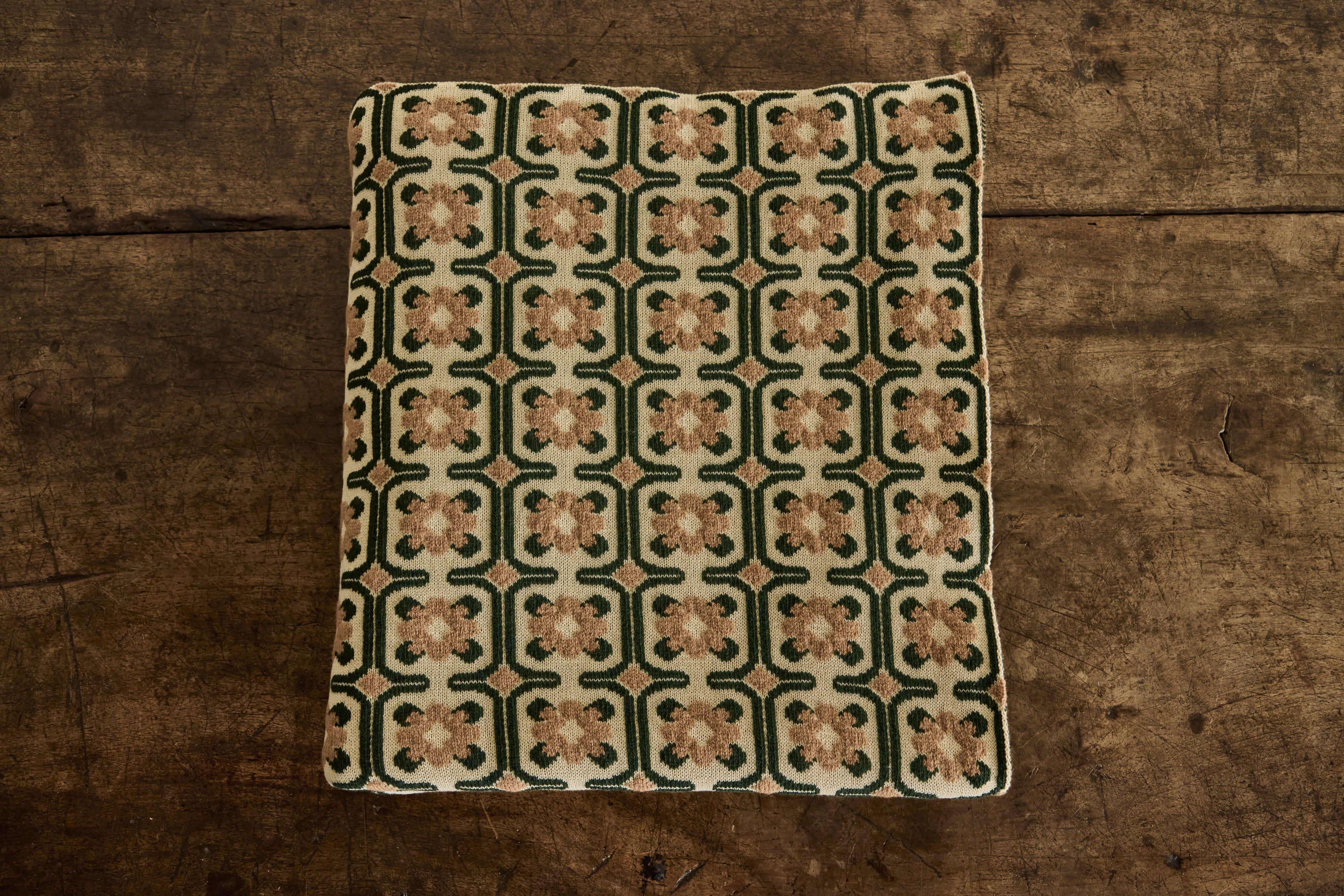 Maman Throw in Olive