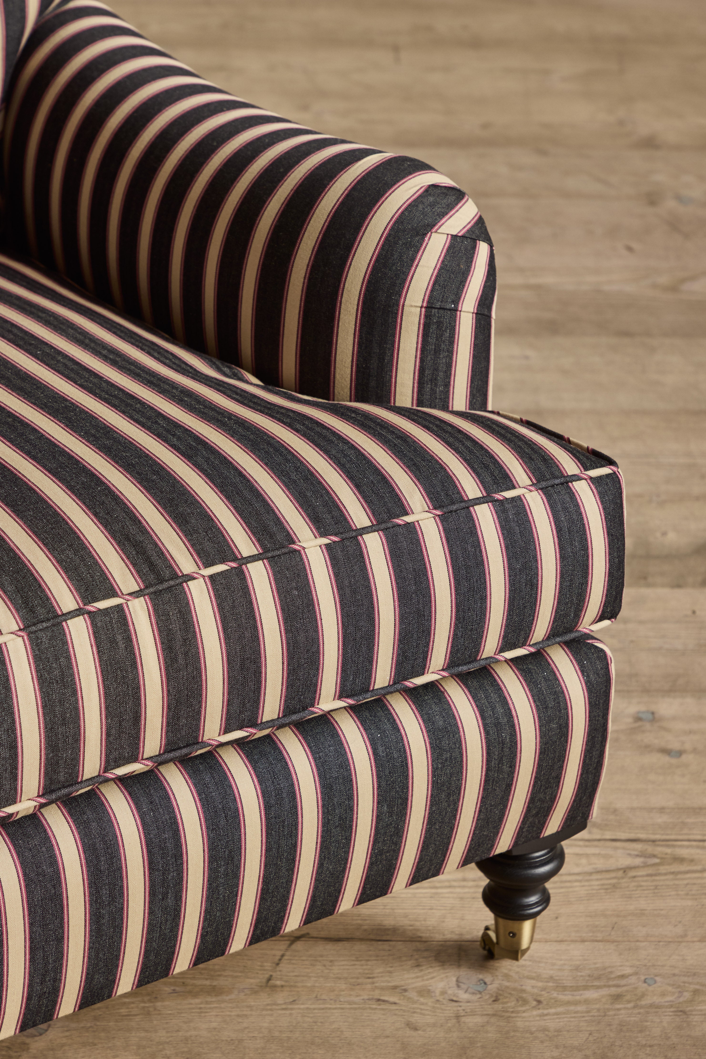 Shown in Customer's Own Material (Ian Mankin, Silhouette Stripe in Black/Claret and Dark Oak), 32" 