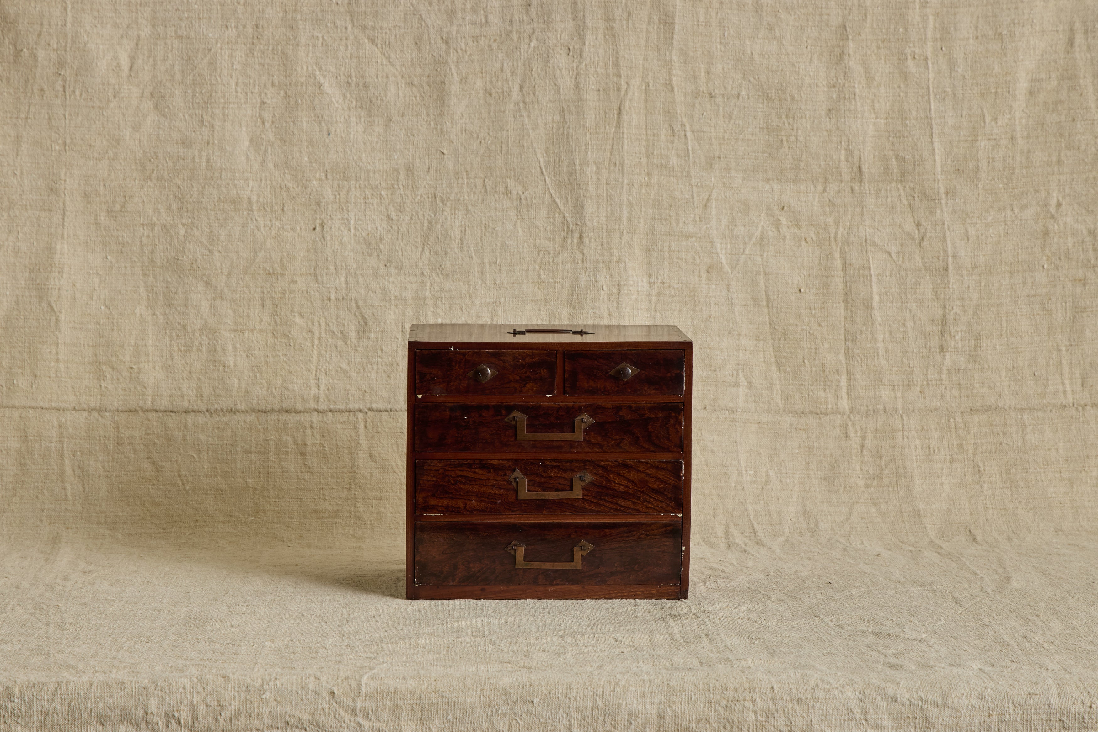 Sakata Hari Bako (Sewing Box)