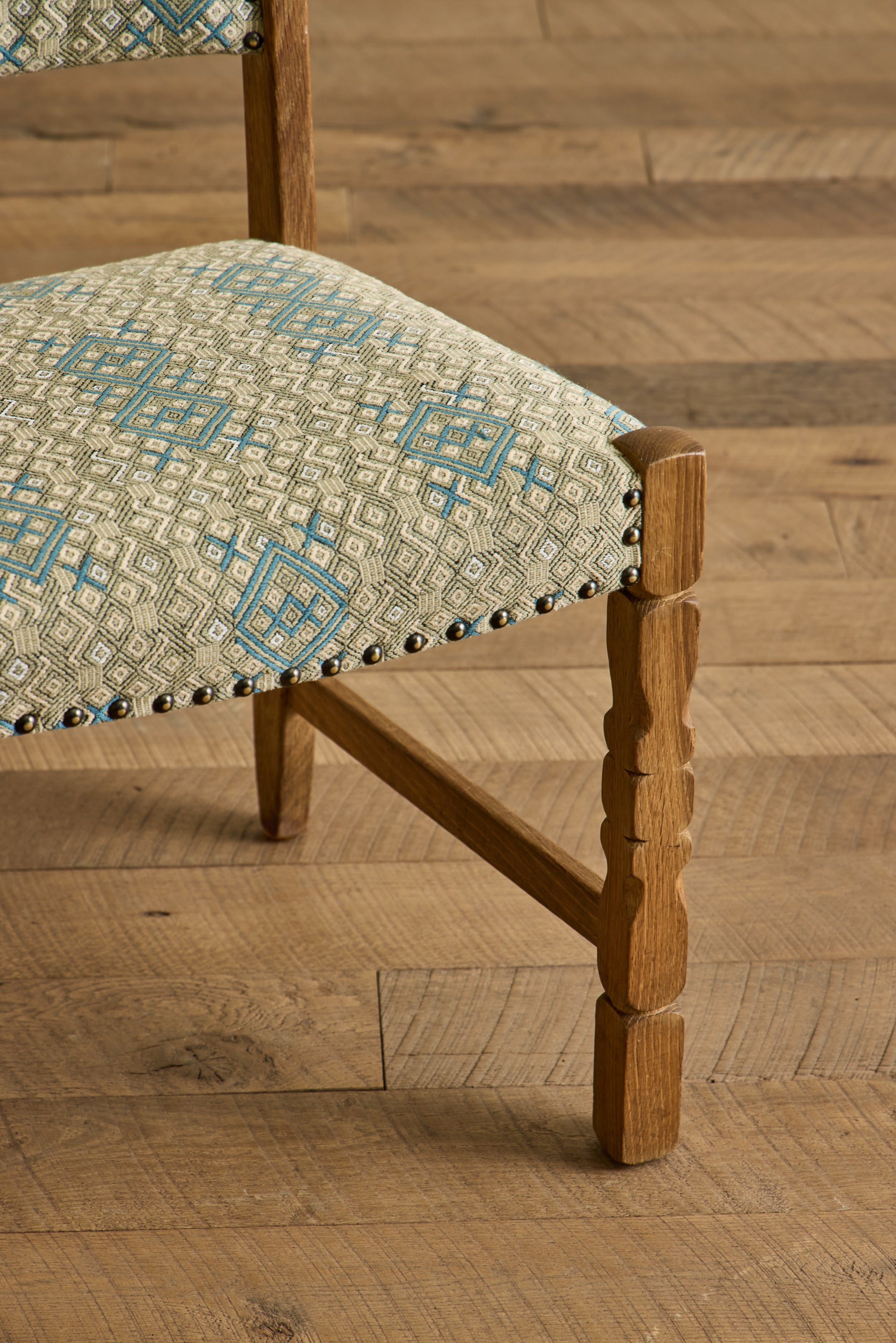 Set of 4 Carved Oak Dining Chairs