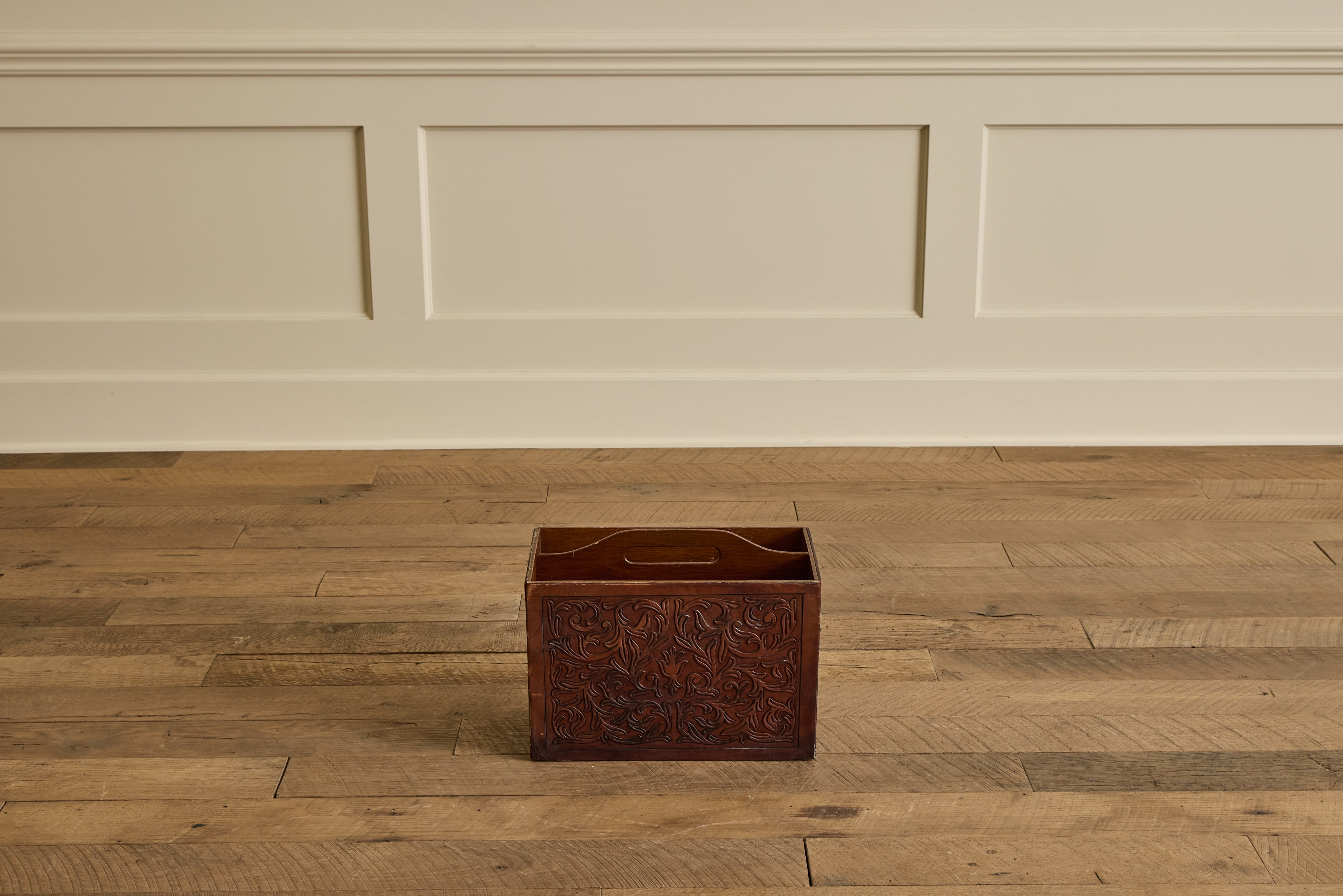 Angel Pazmino Leather Letter Holder