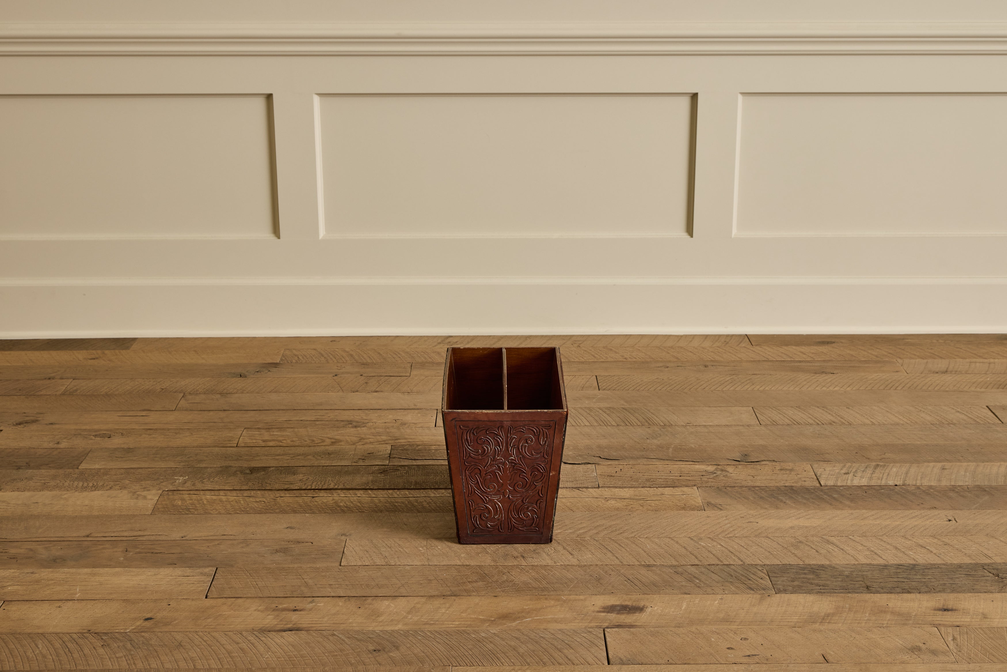 Angel Pazmino Leather Letter Holder