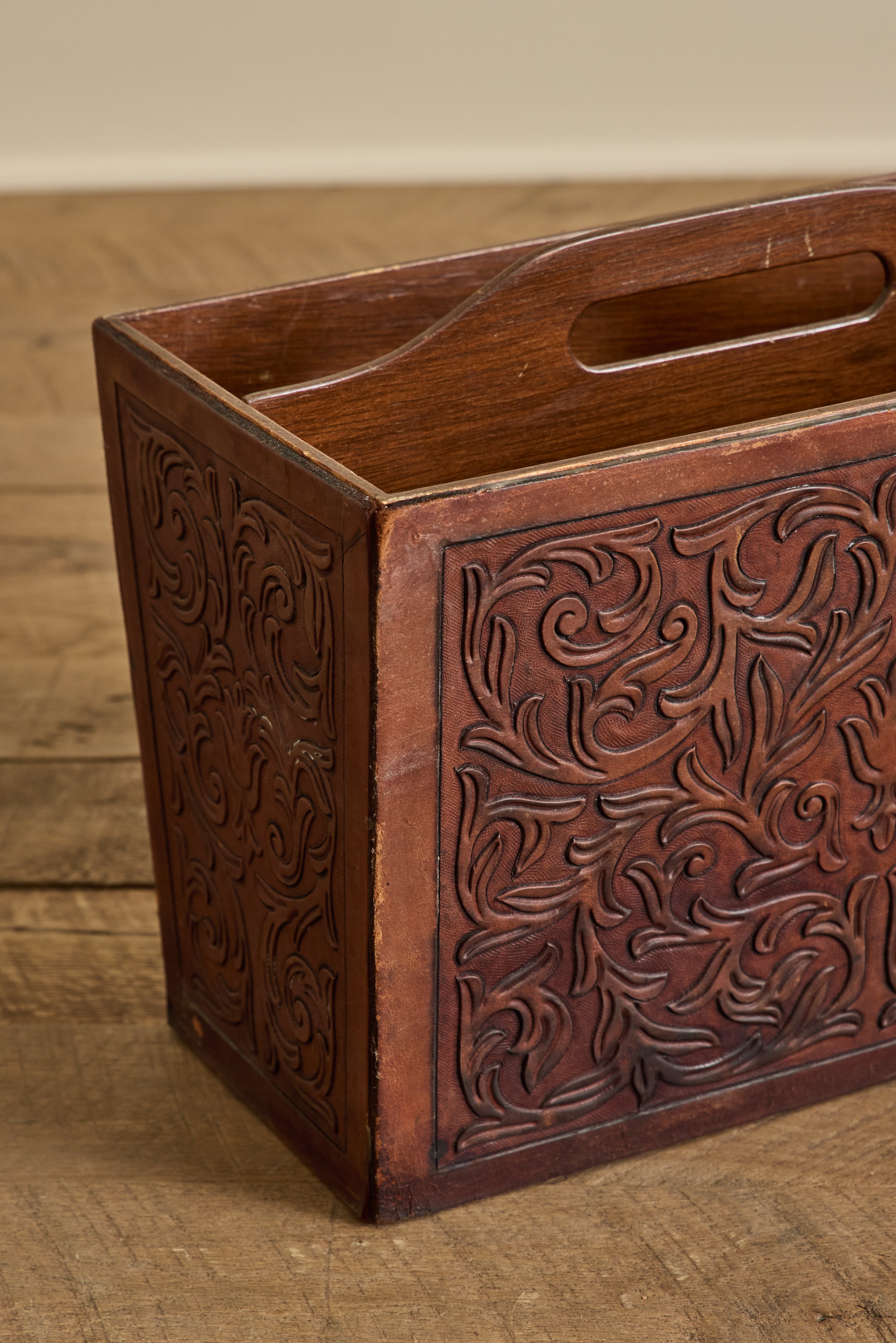 Angel Pazmino Leather Letter Holder