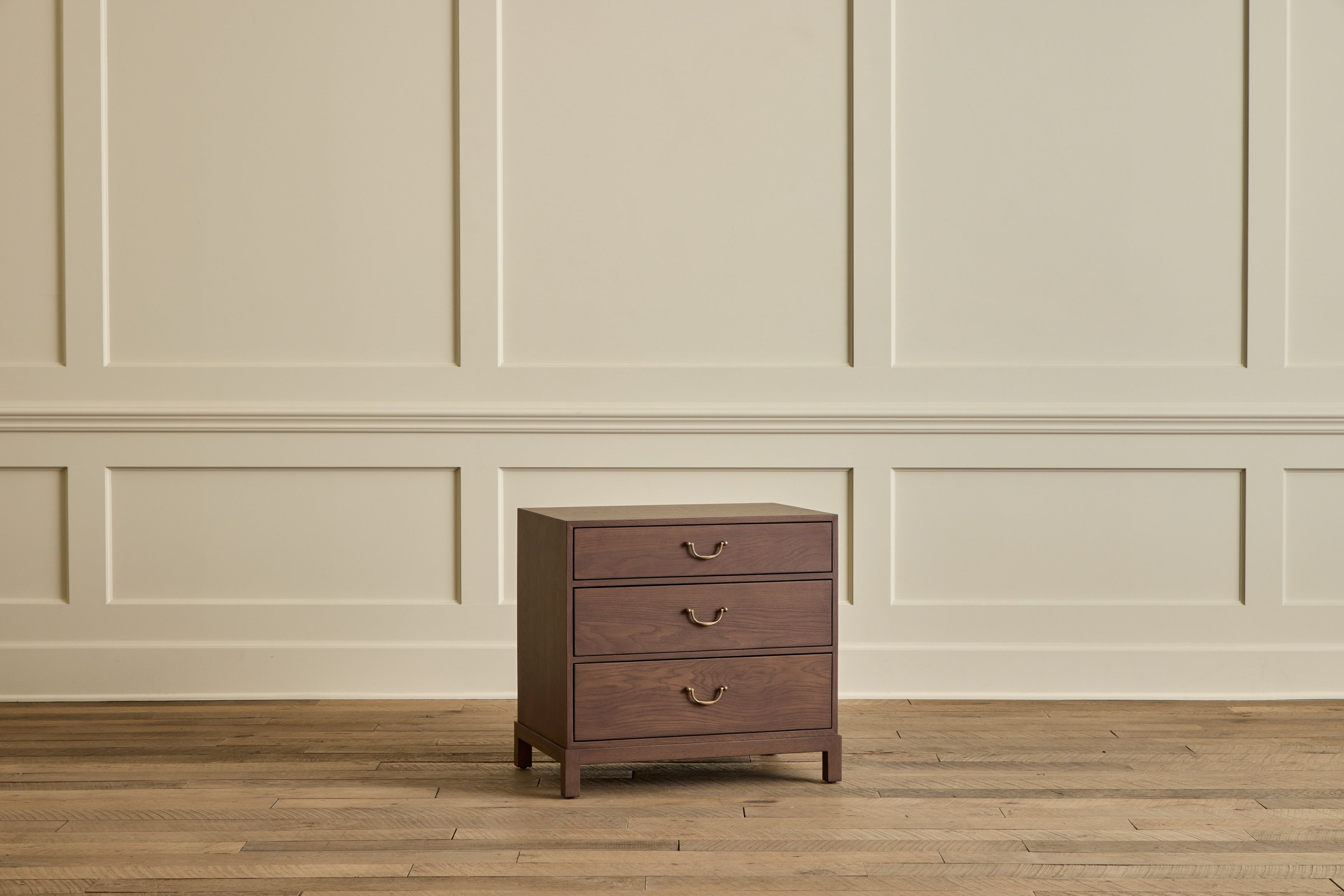 Campaign Chest, 28"