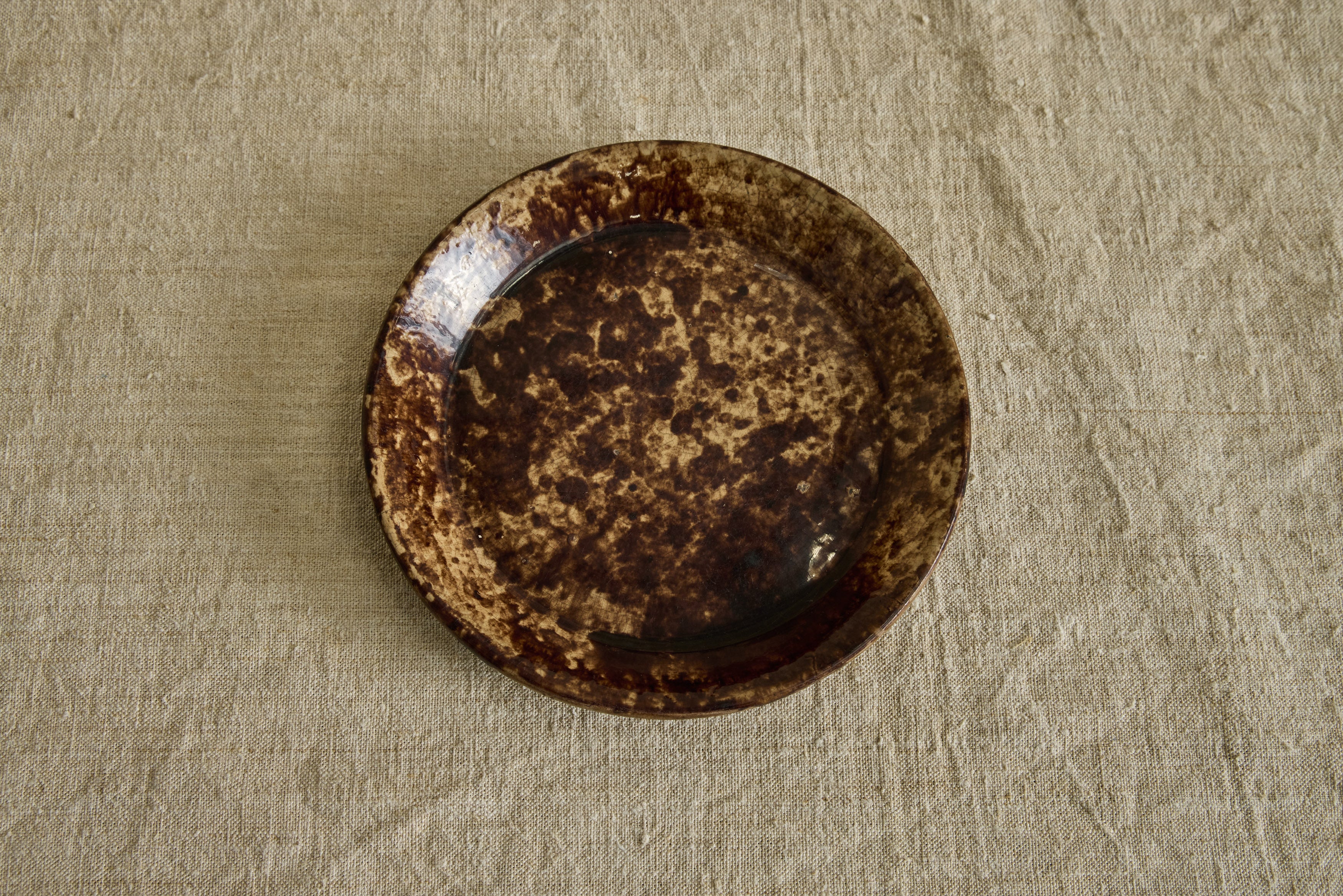 Rockingham Mottled Plate