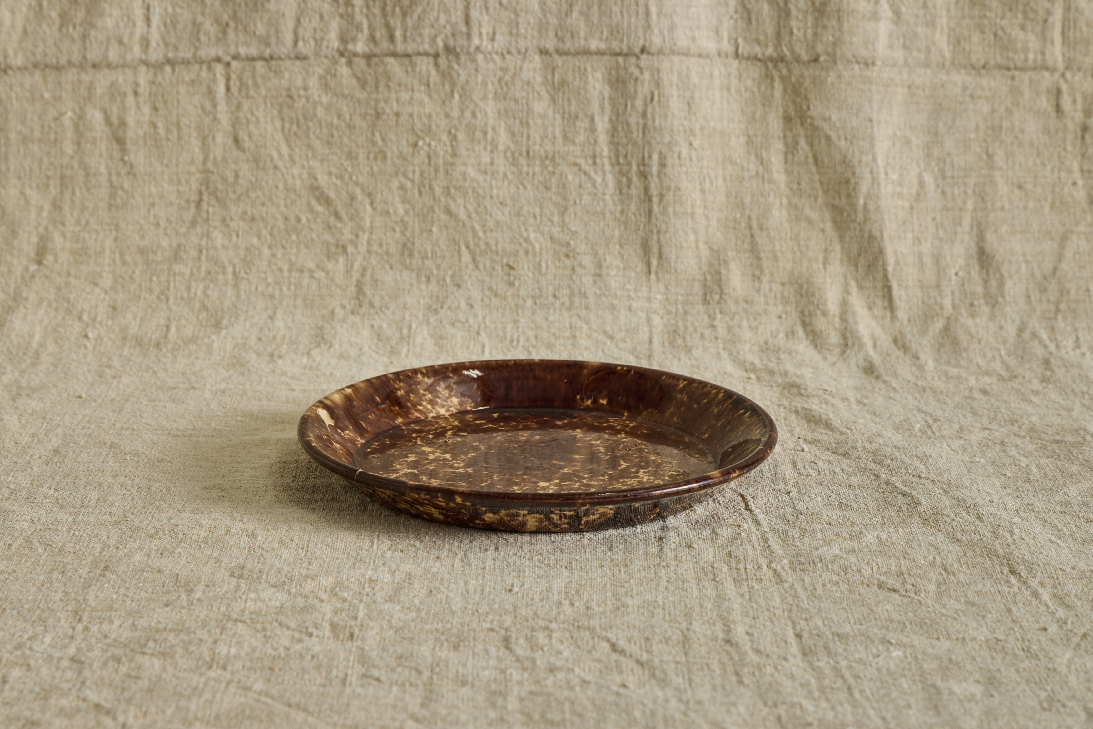 Rockingham Mottled Plate