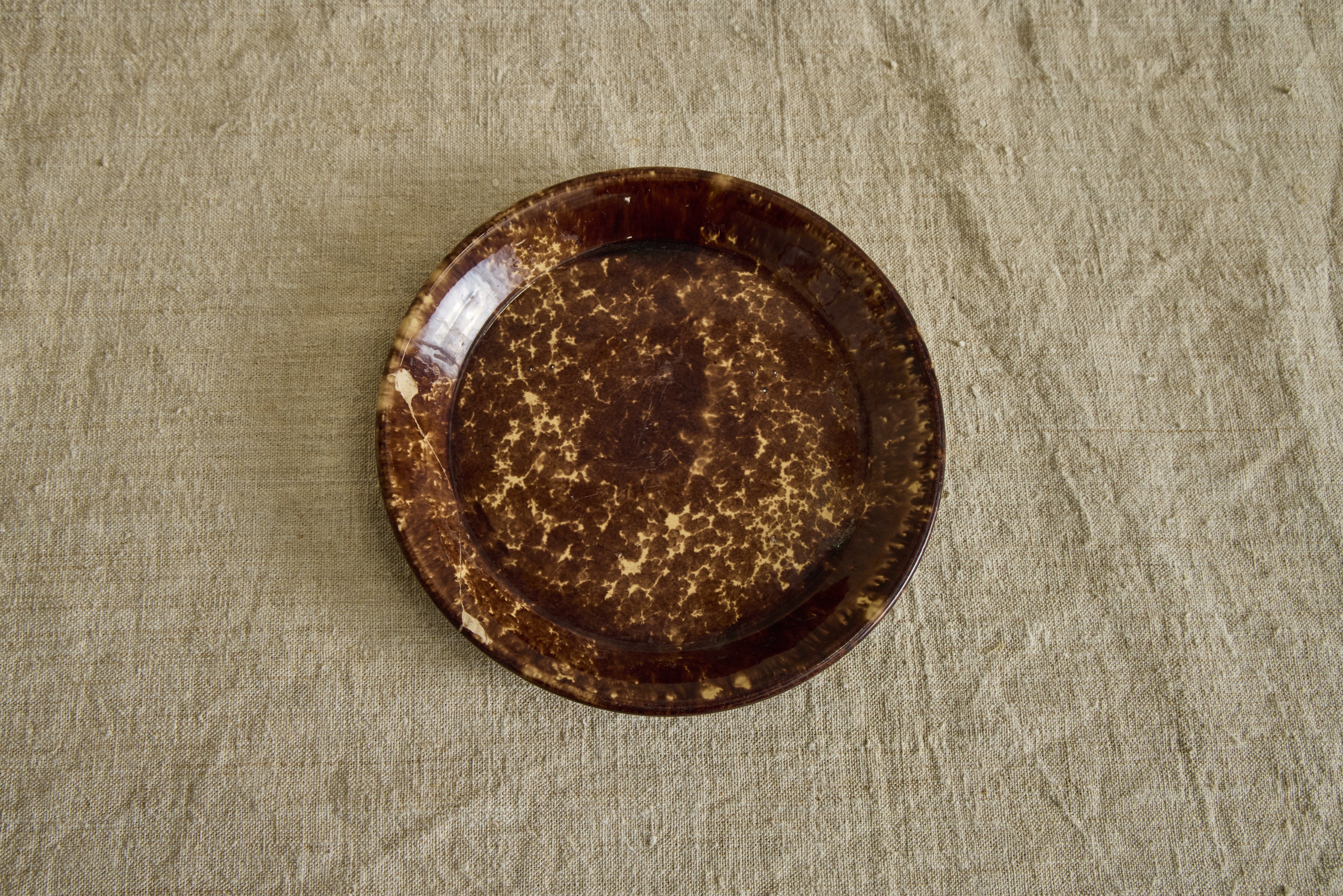 Rockingham Mottled Plate