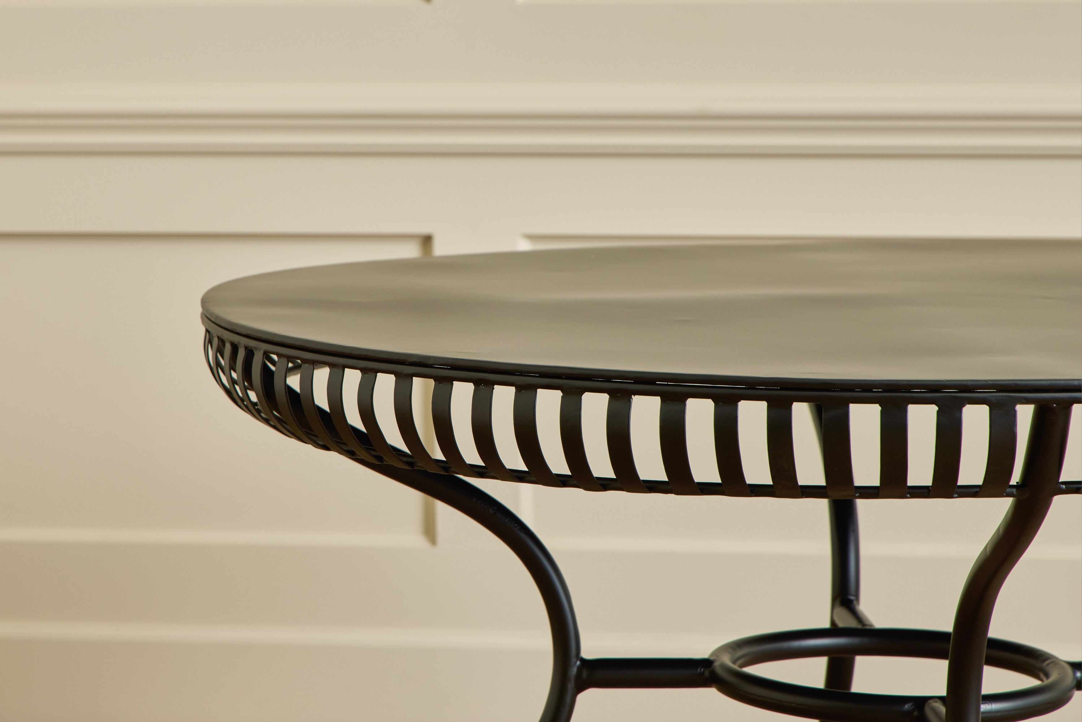 Terrace Dining Table