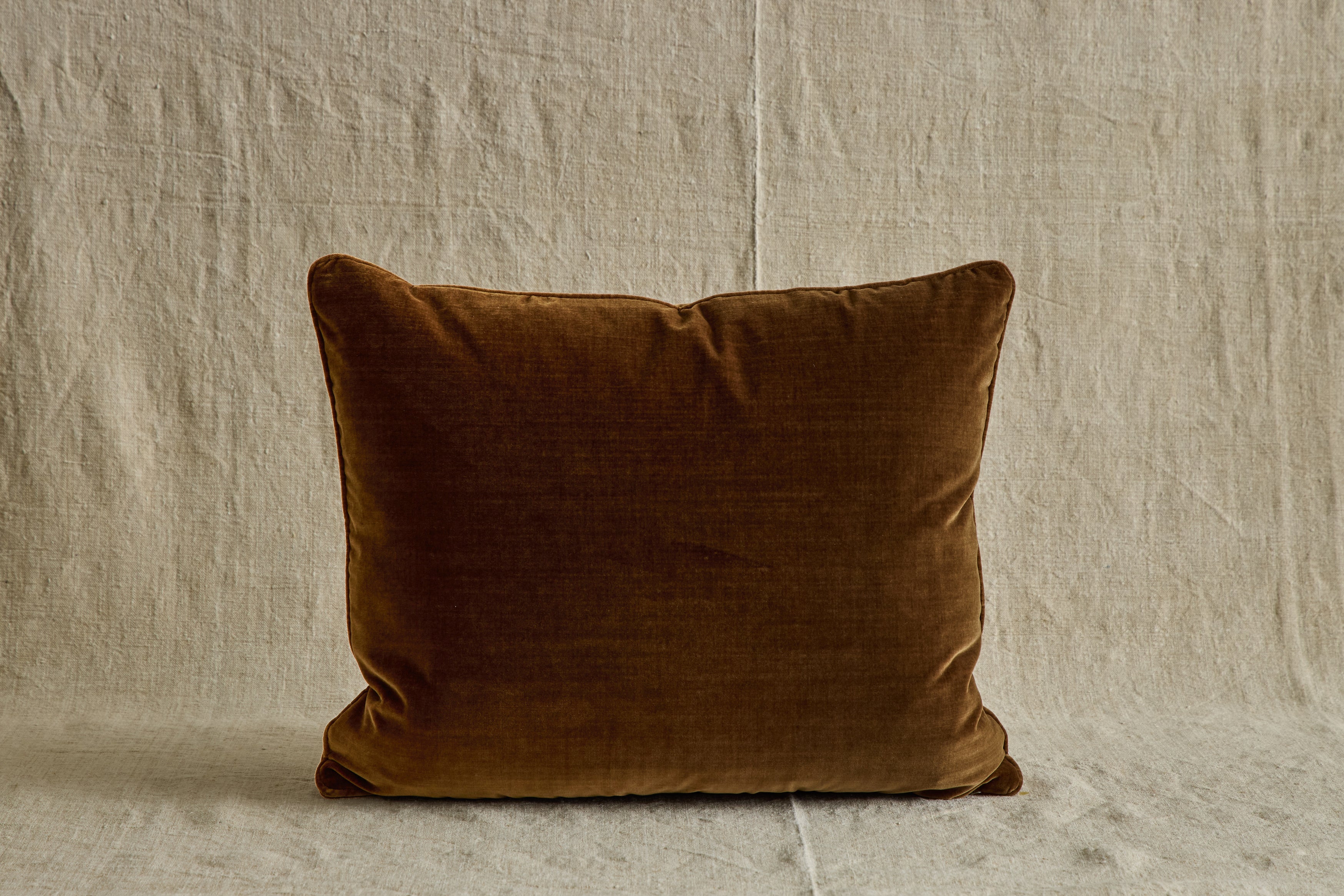 Velvet Pillow in Ginger