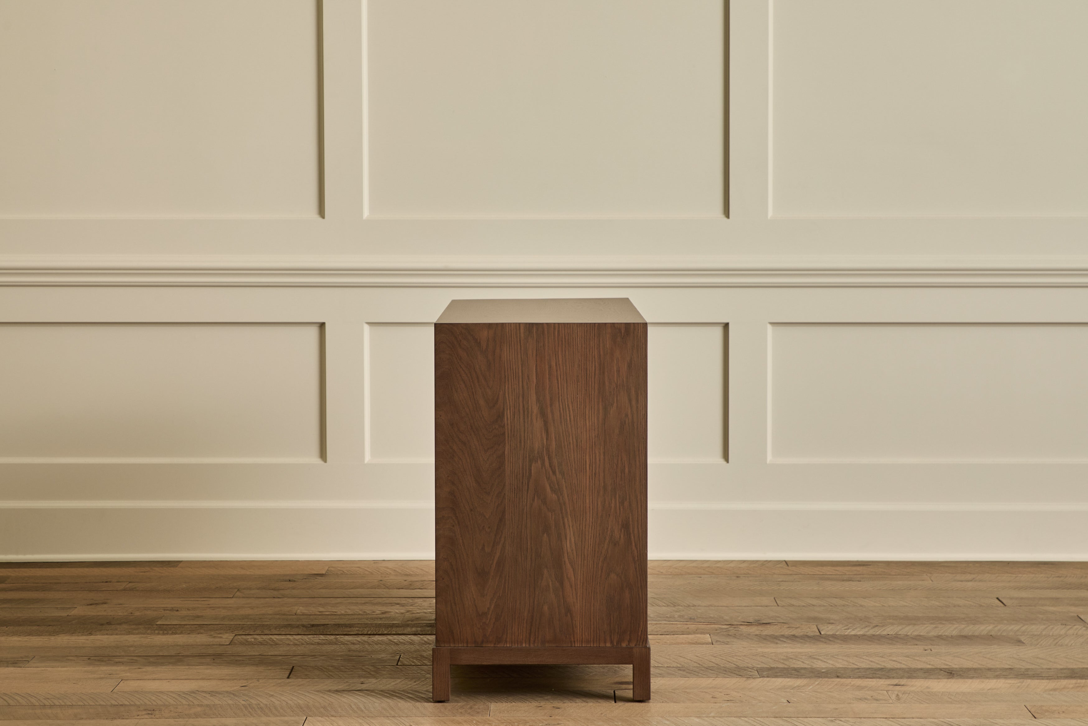Campaign Dresser, 42"