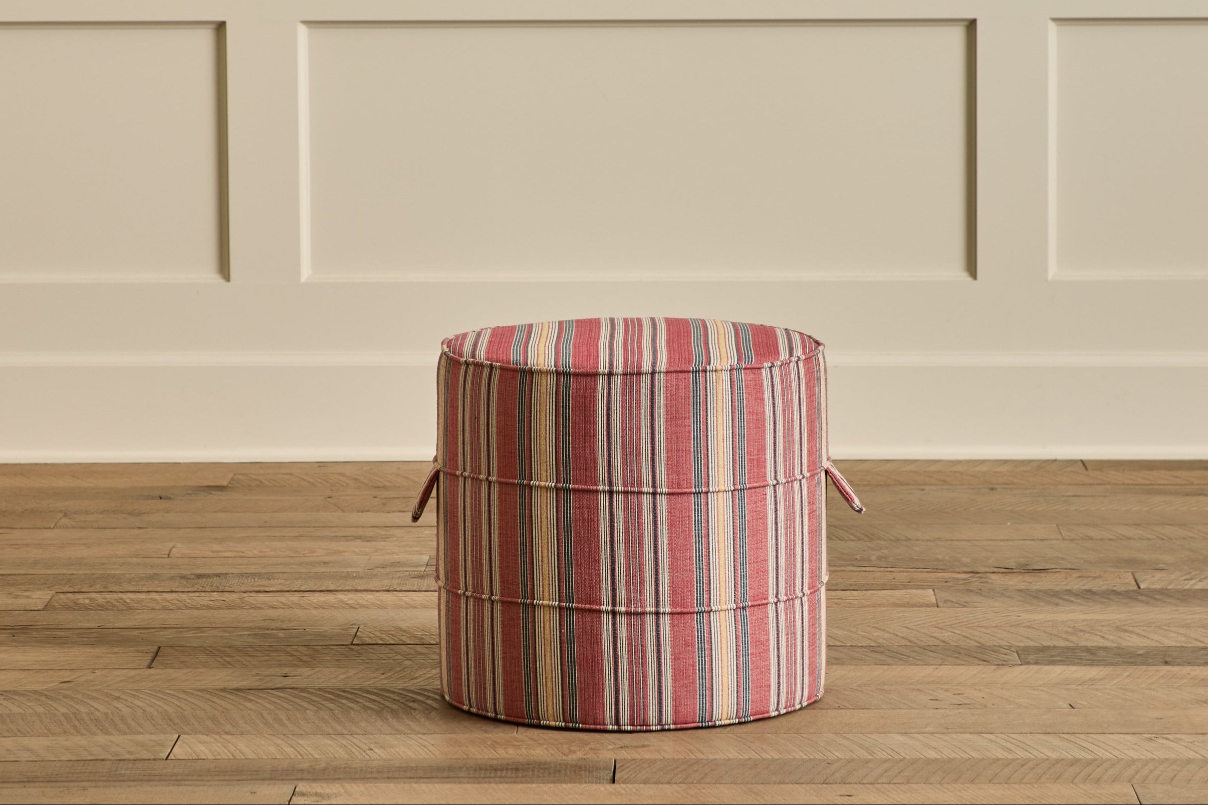 Round Hassock, 17"