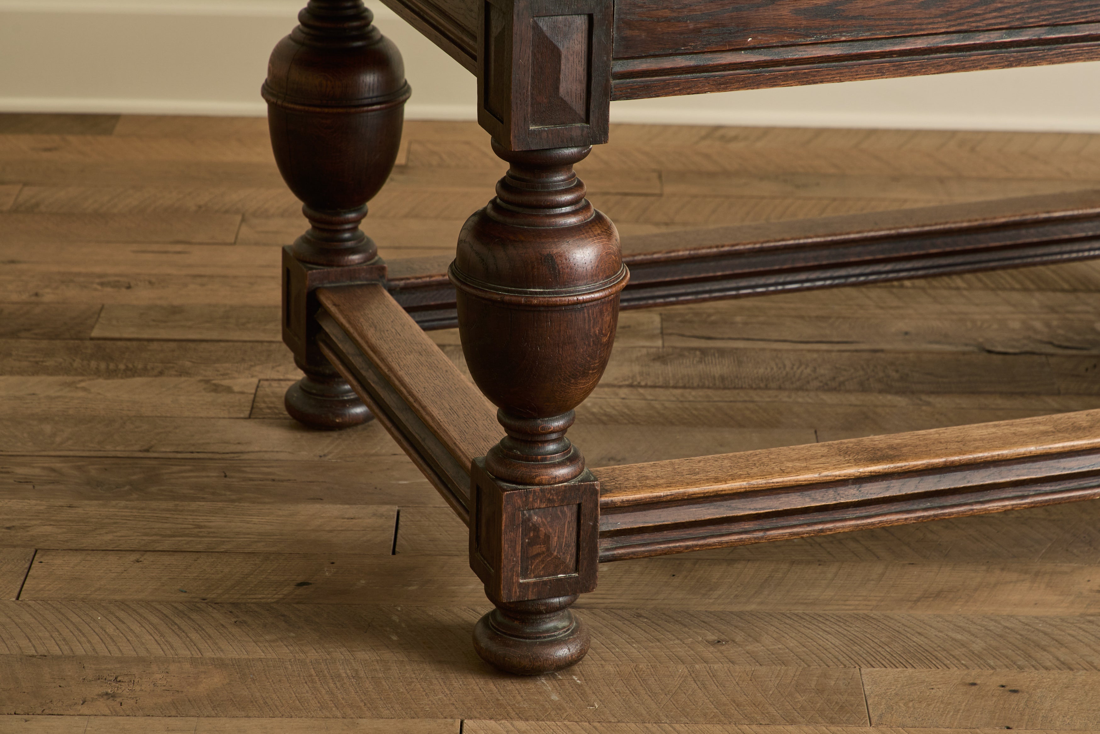 Oak Extension Hall Table