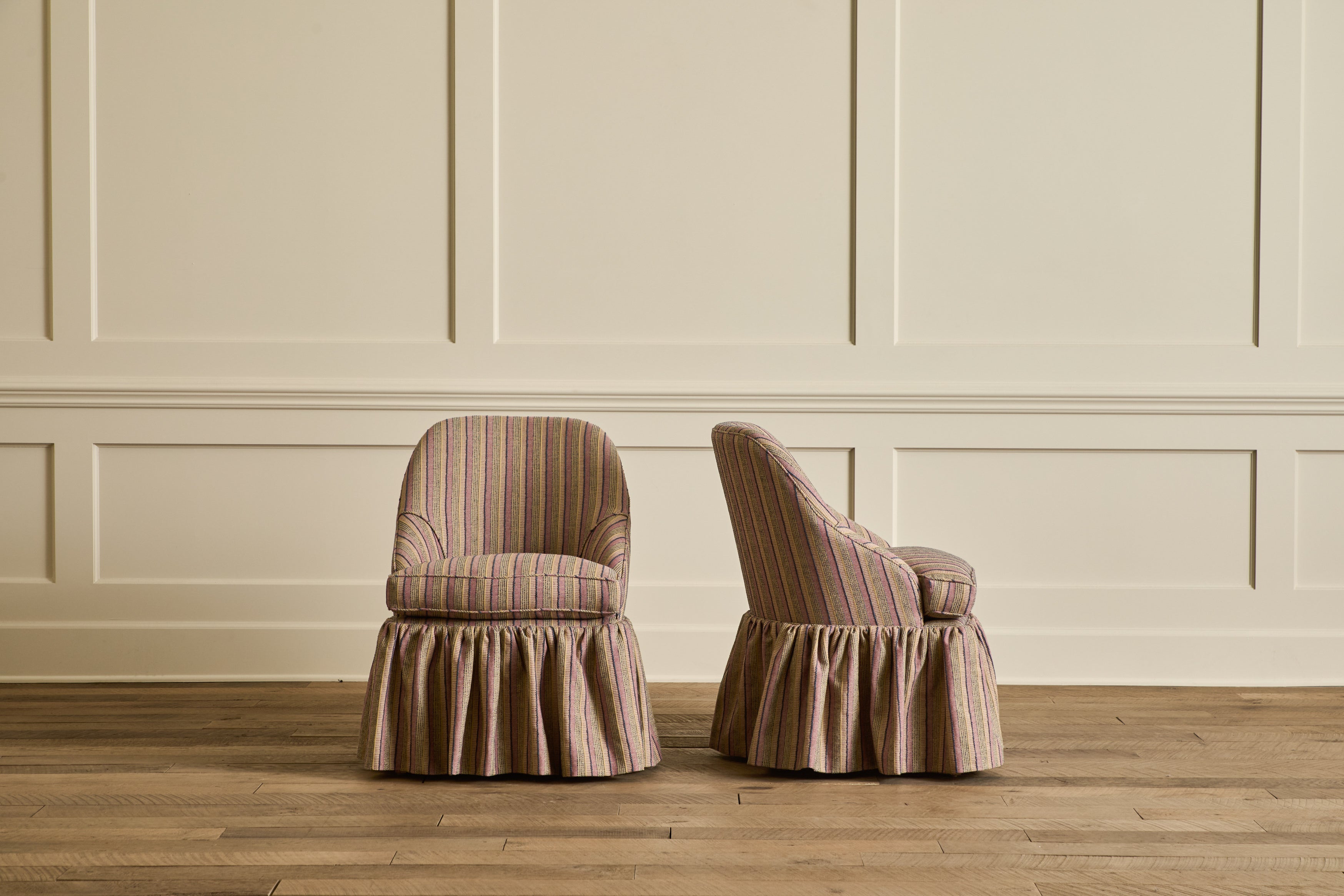Skirted Cove Chair