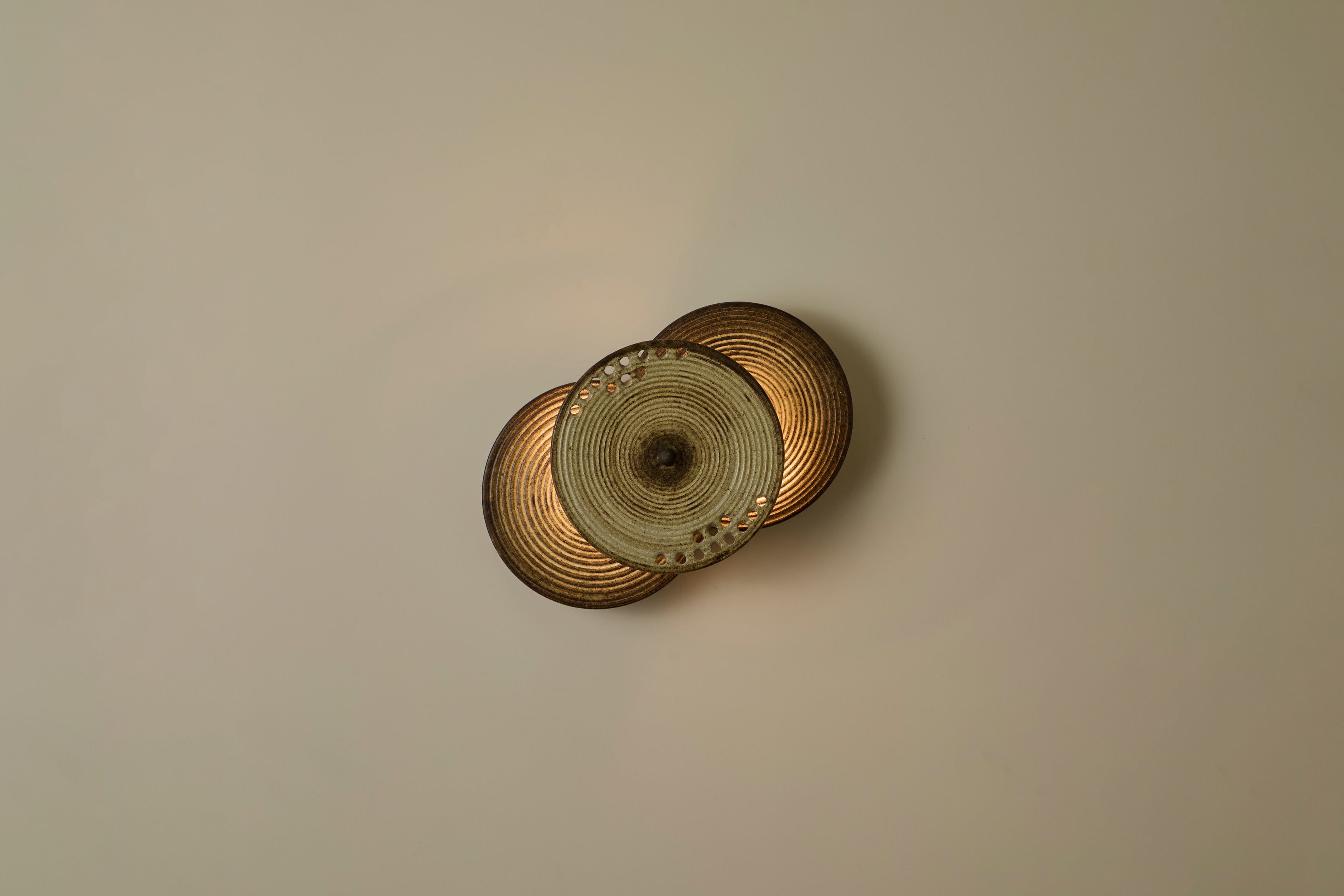 Axella Ceramic Wall Sconce