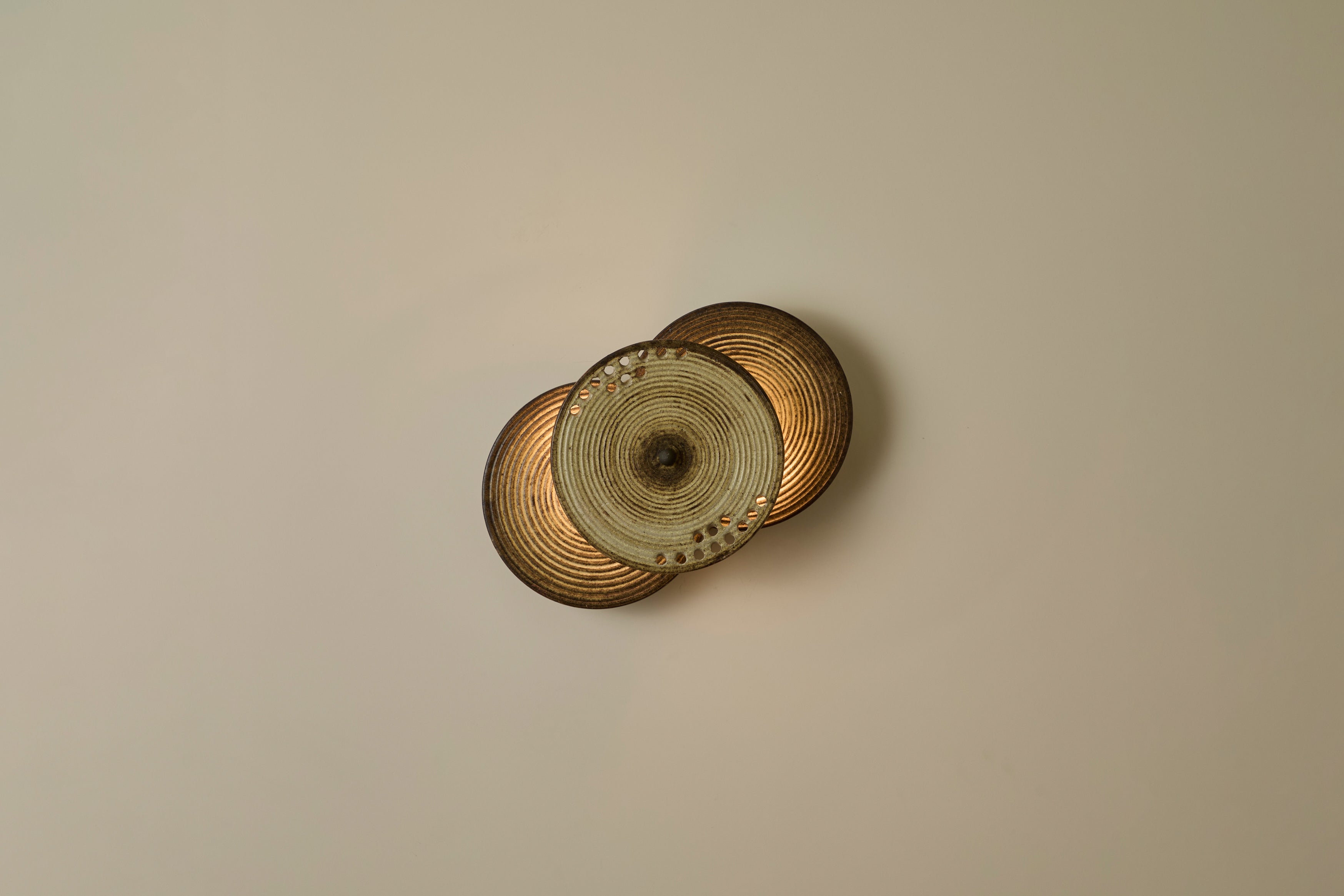 Axella Ceramic Wall Sconce