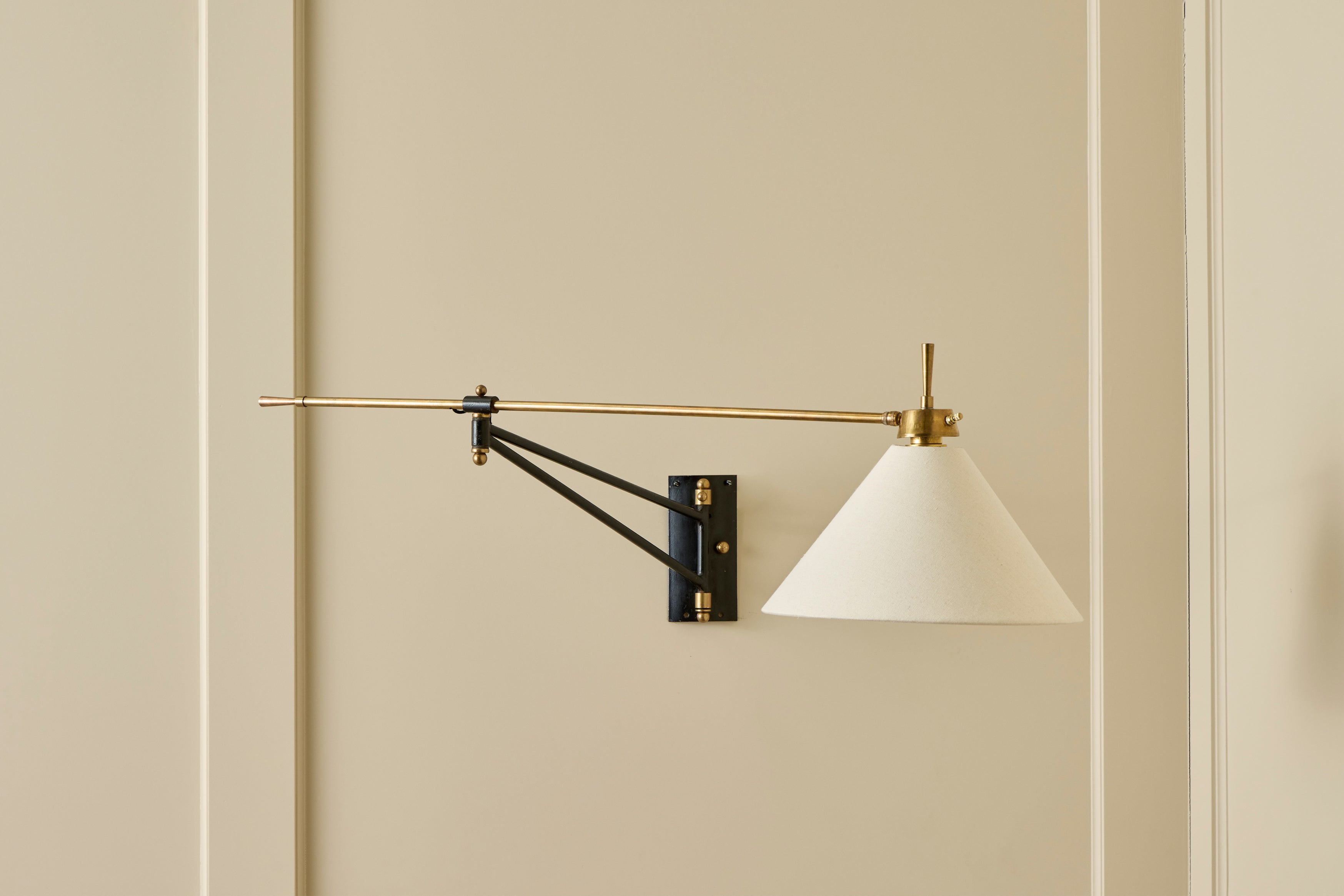 Mid Century Long Arm Sconce