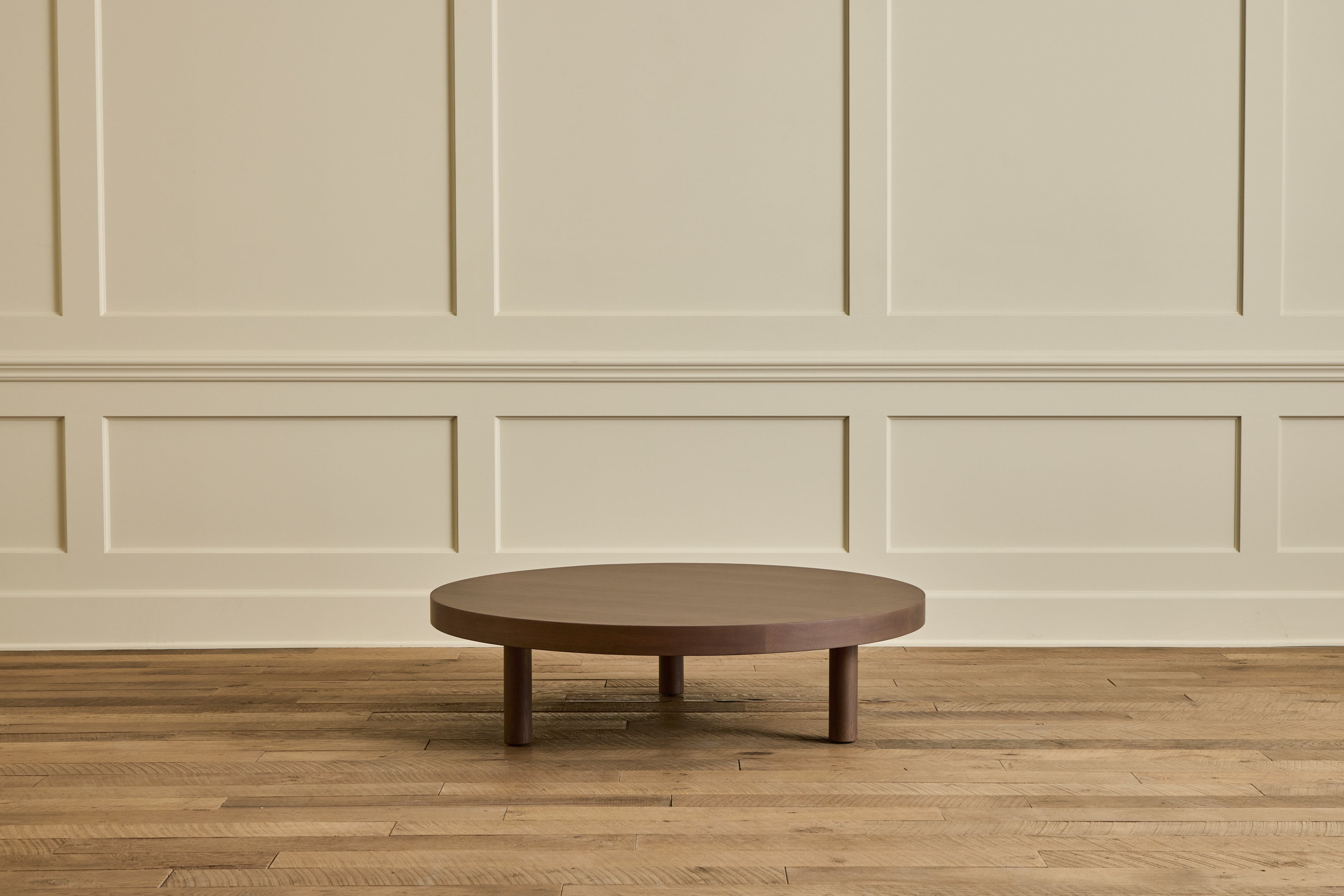Round Coffee Table, 48"