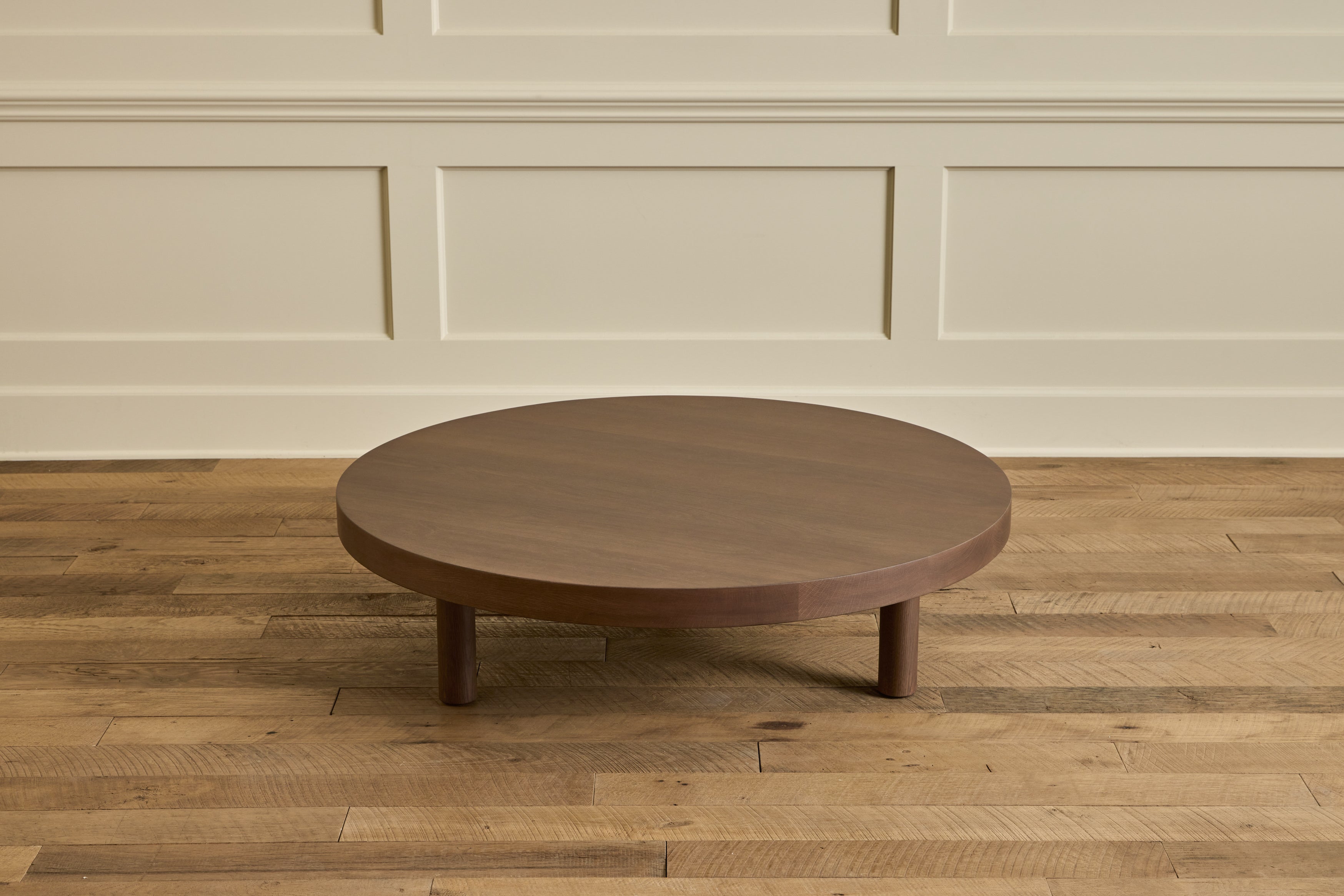 Round Coffee Table, 48"