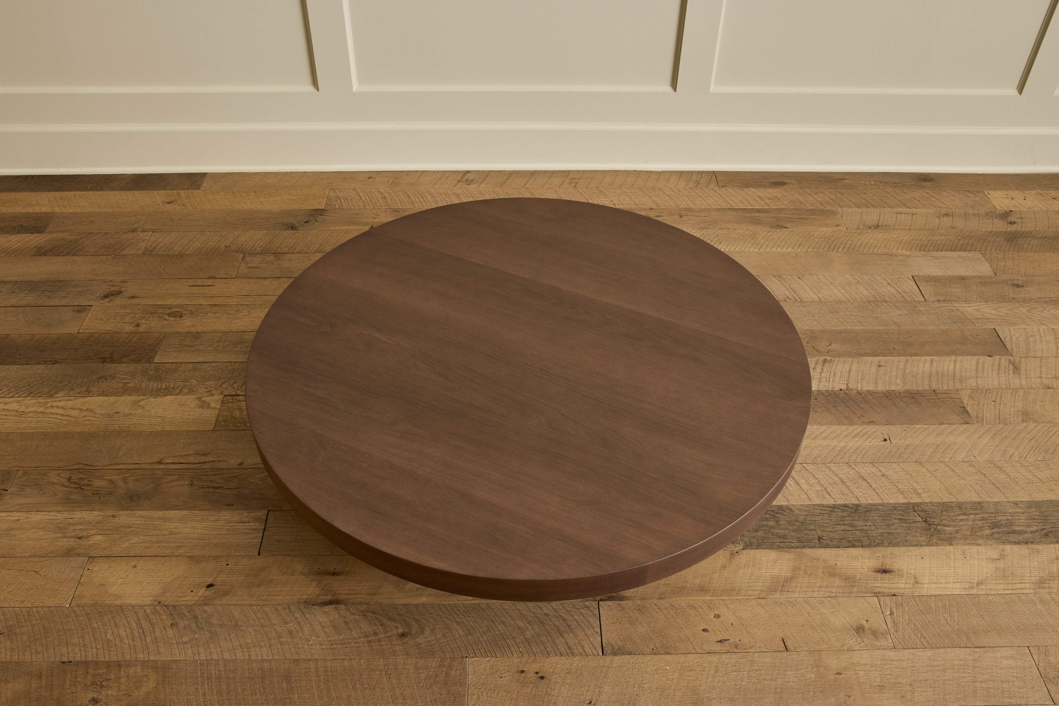 Round Coffee Table, 48"