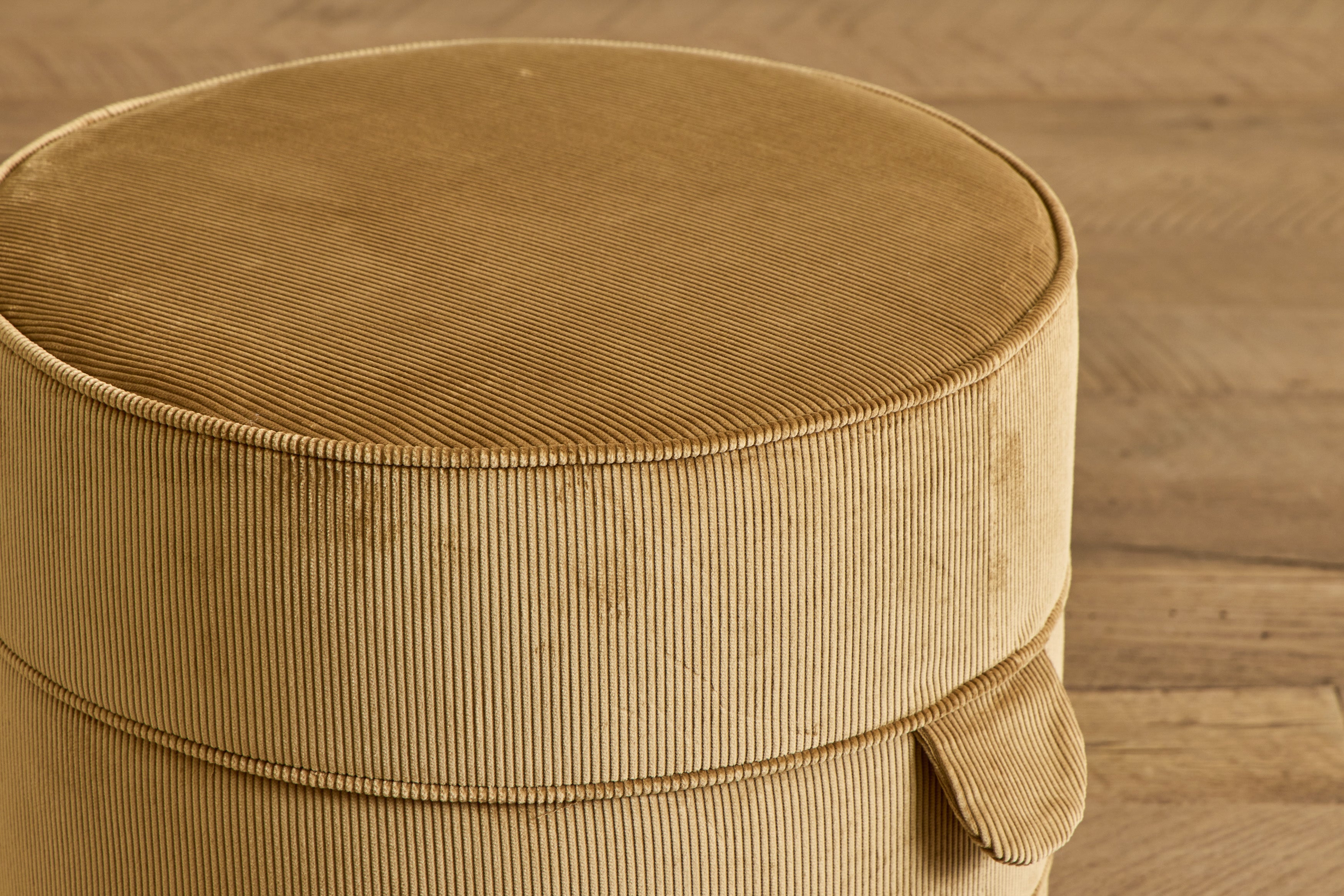 Round Hassock, 17"
