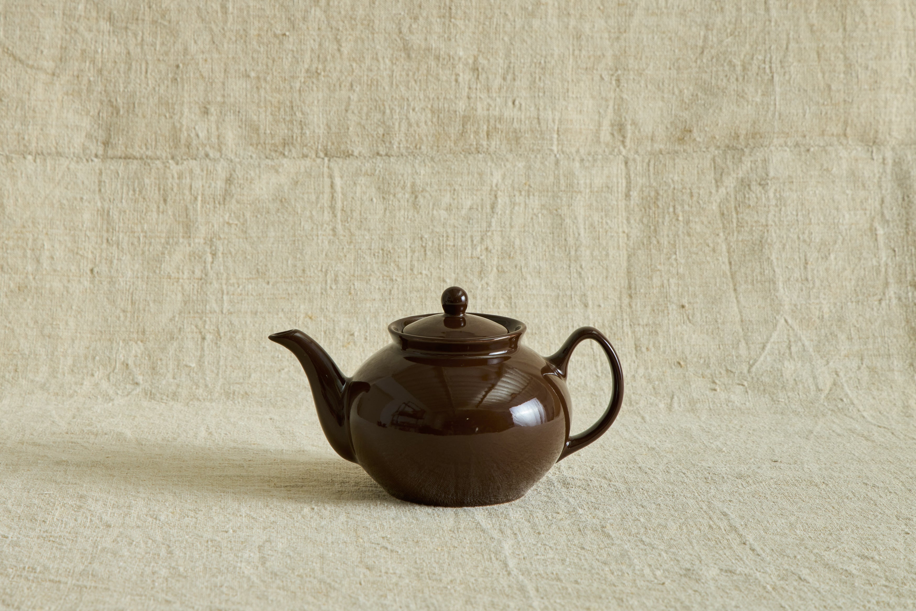 Teapot in Chestnut